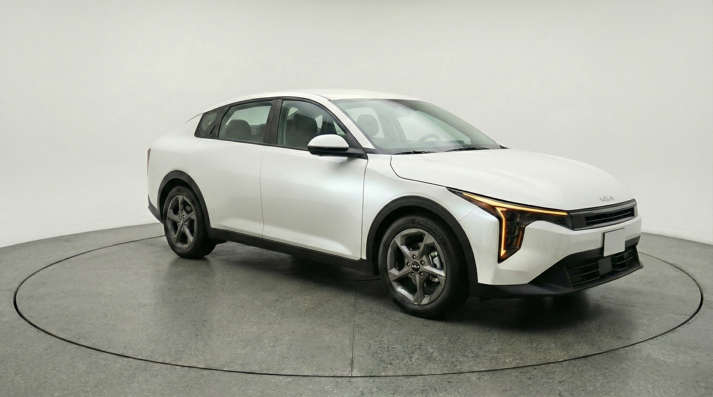 Thumbnail: 2025 Kia K4 - 1