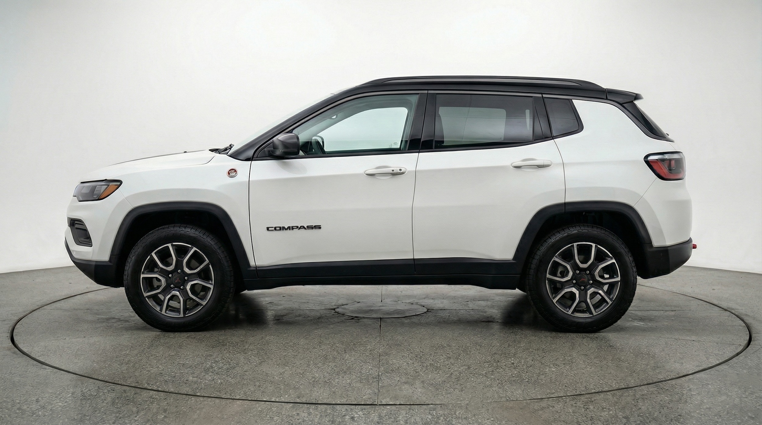 Thumbnail: 2025 Jeep Compass - 4