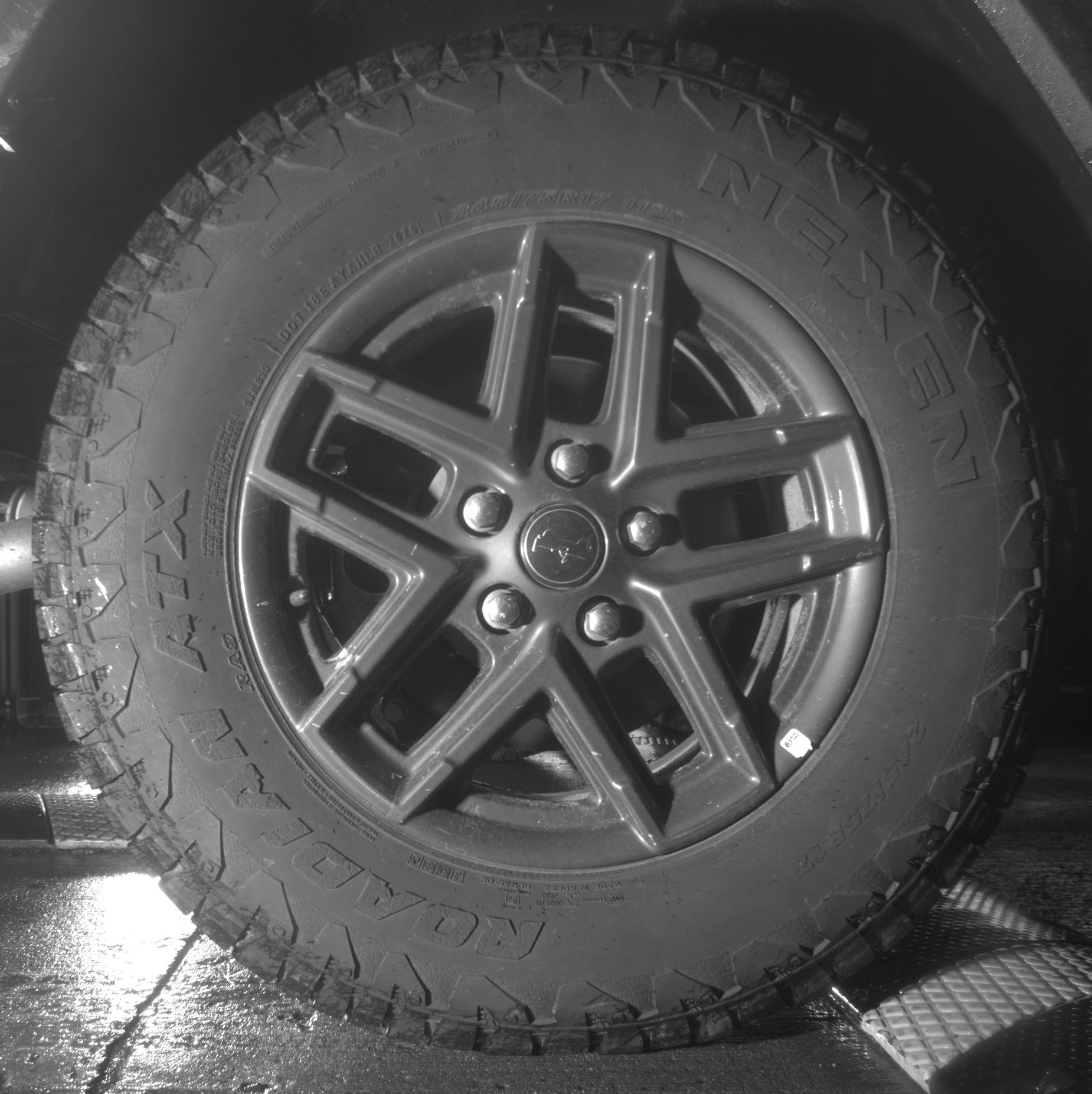 Thumbnail: 2025 Jeep Wrangler - 12