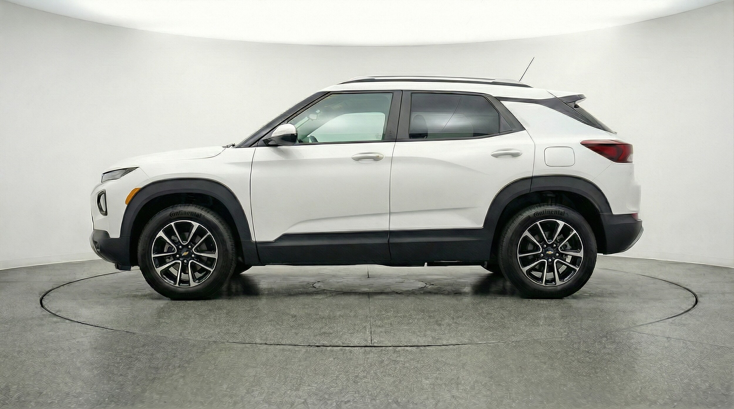 Thumbnail: 2025 Chevrolet TrailBlazer - 4