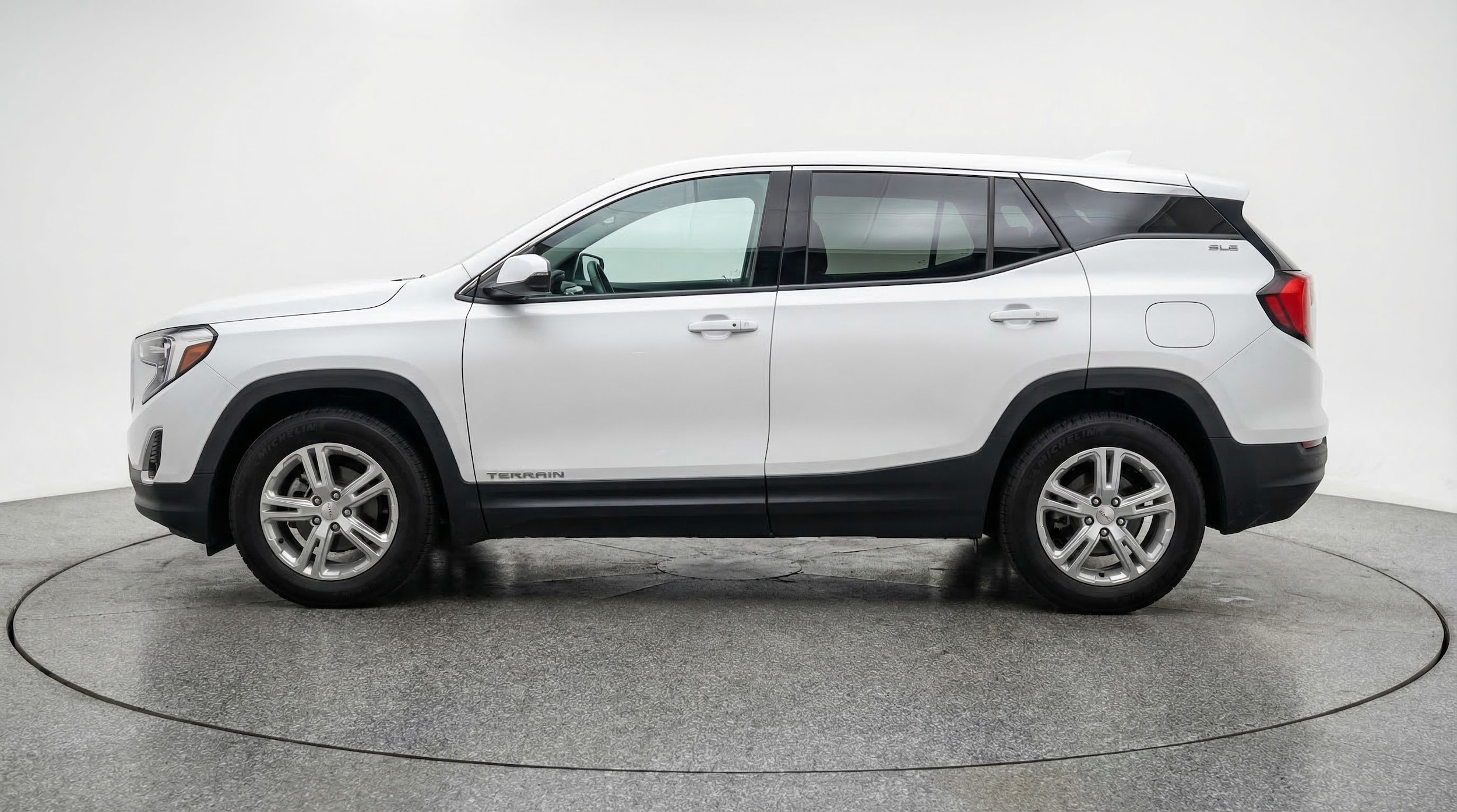 Thumbnail: 2024 GMC Terrain - 4