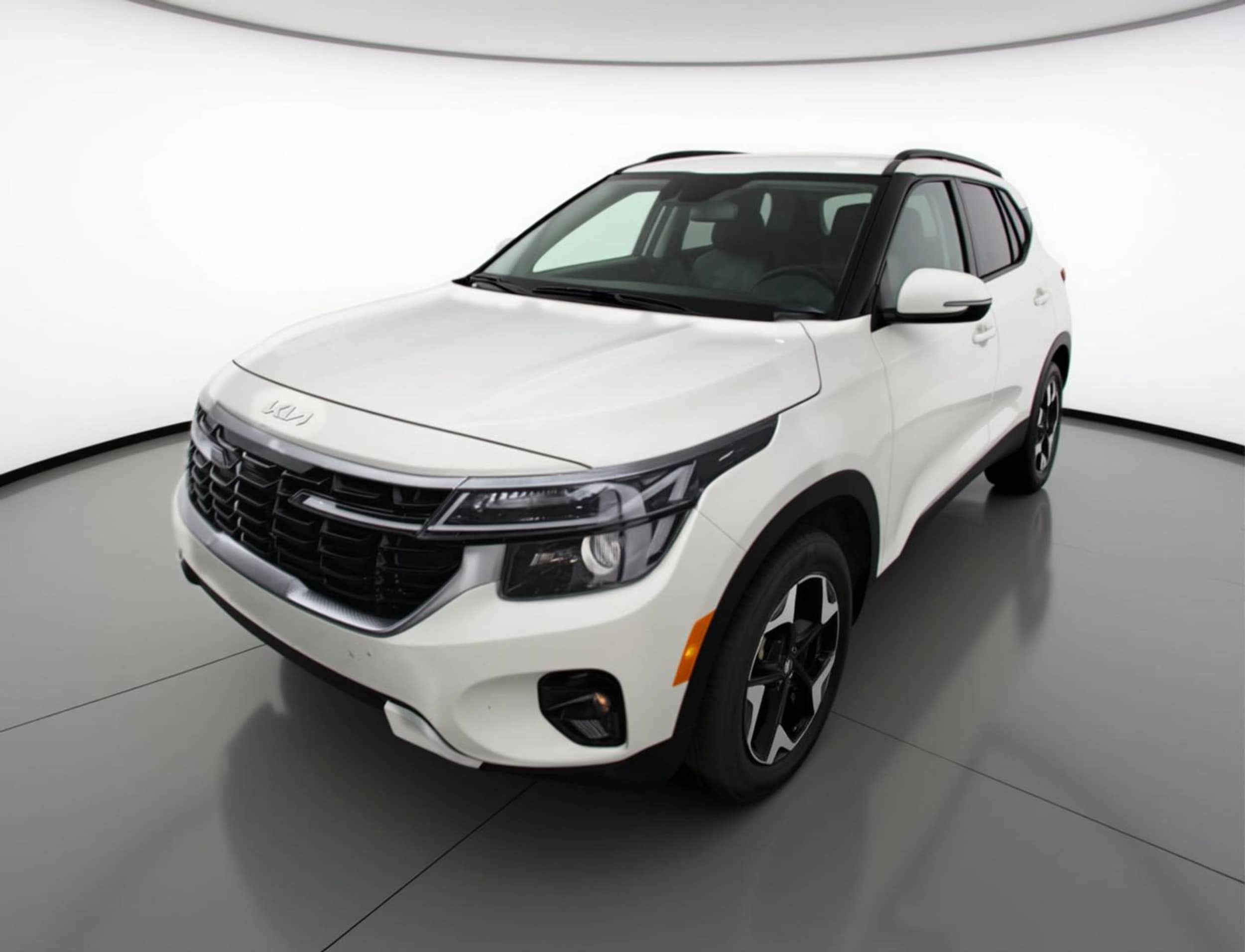 Thumbnail: 2025 Kia Seltos - 3