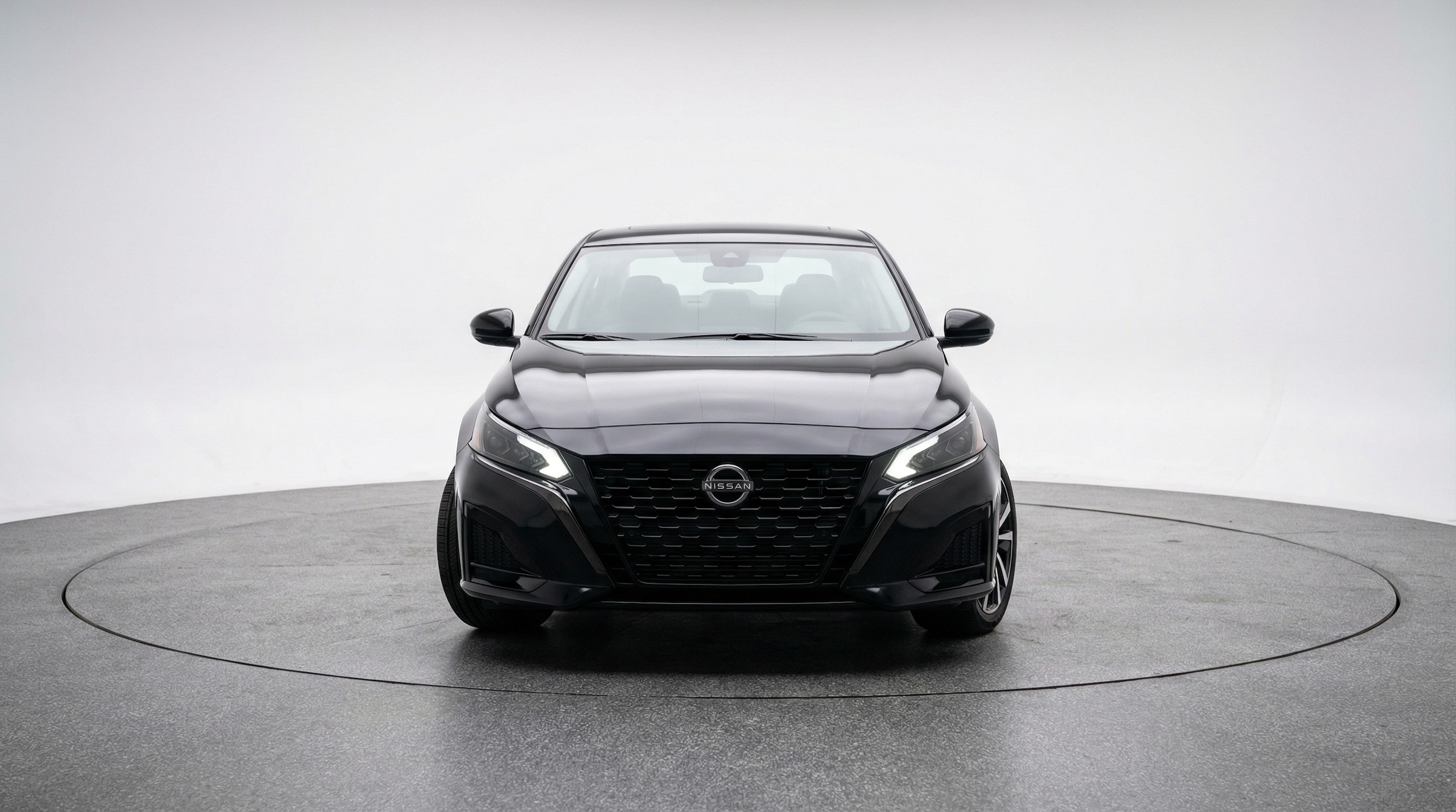 Thumbnail: 2025 Nissan Altima - 2