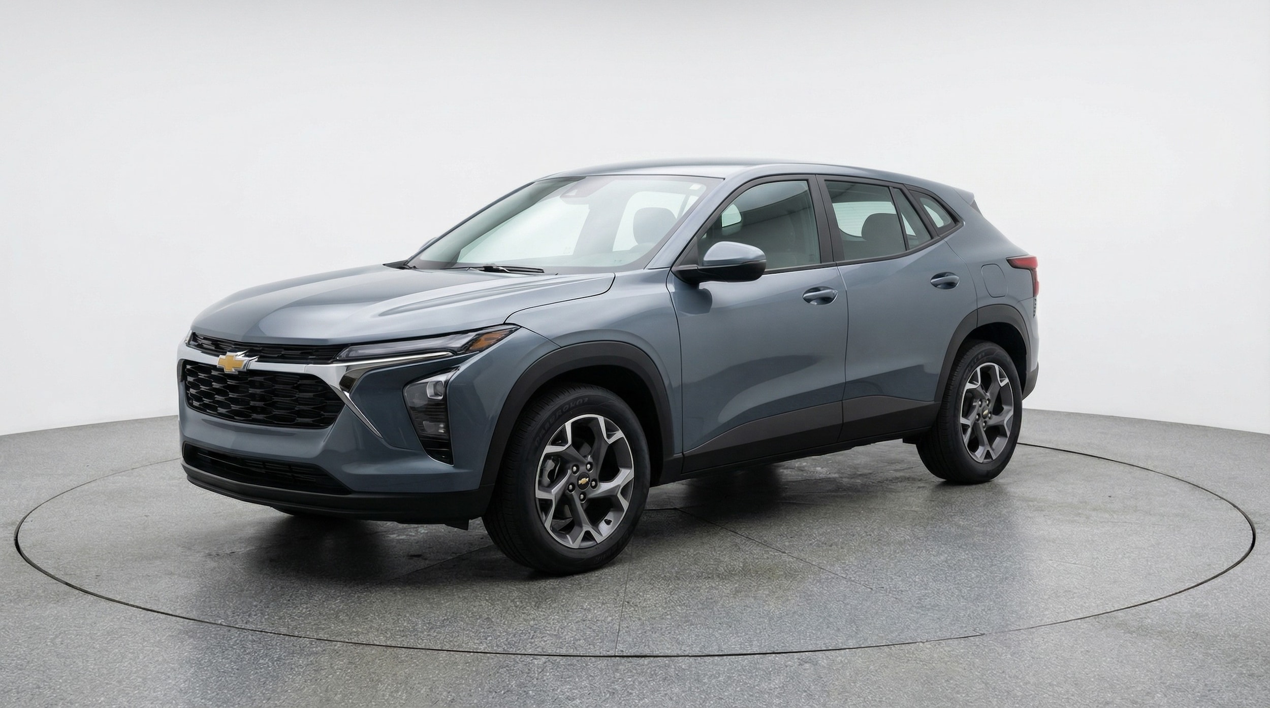 Thumbnail: 2025 Chevrolet Trax - 3