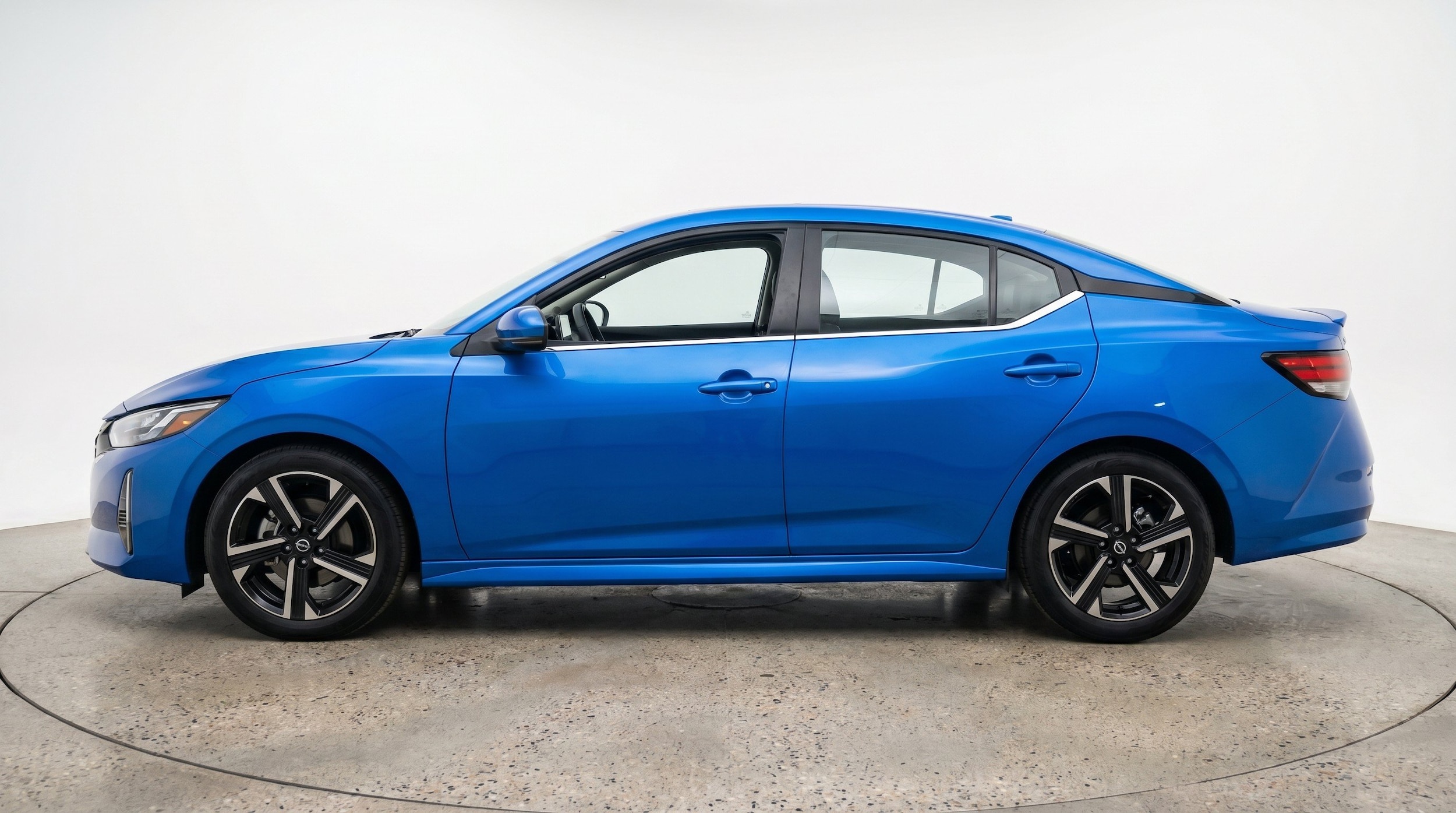 Thumbnail: 2025 Nissan Sentra - 5