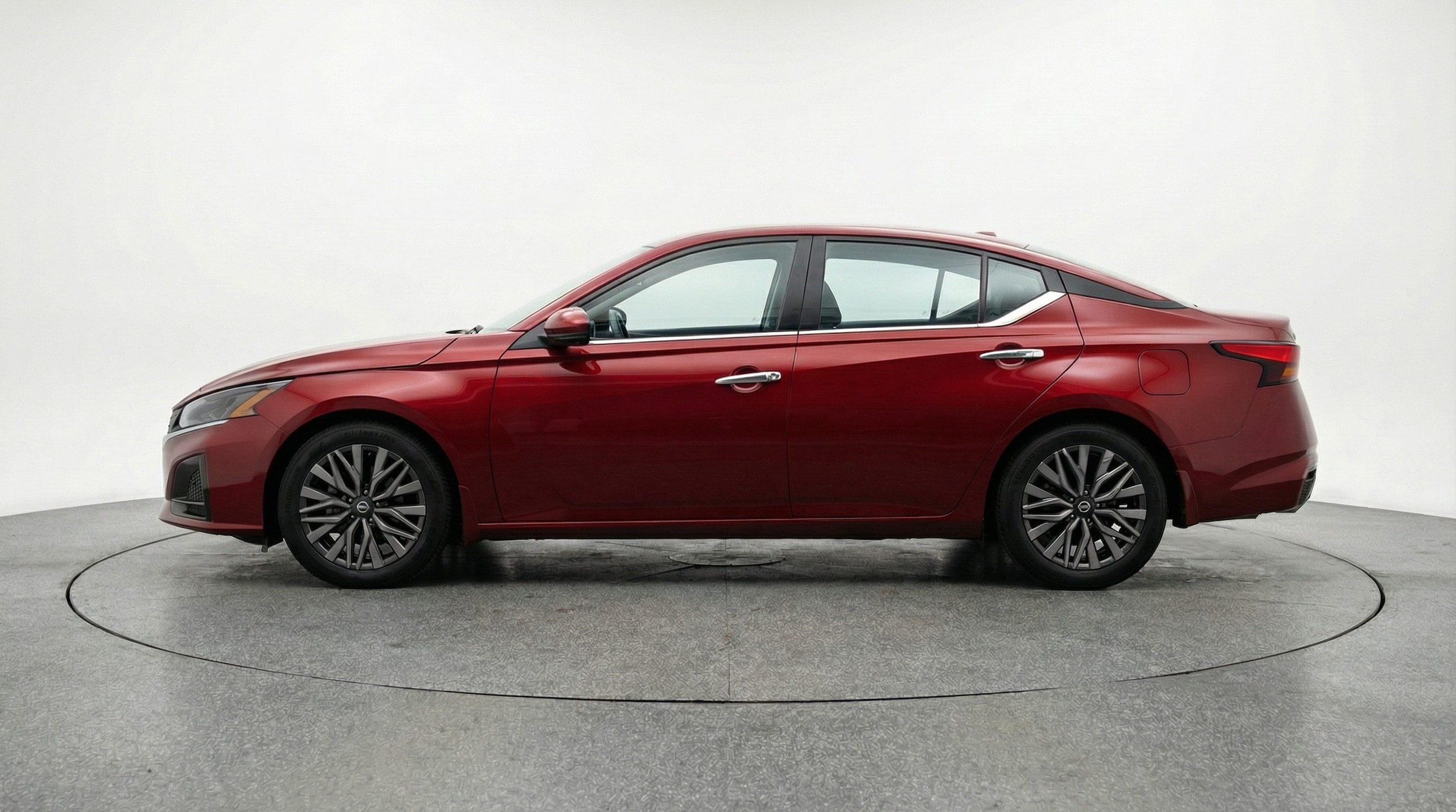 Thumbnail: 2025 Nissan Altima - 4