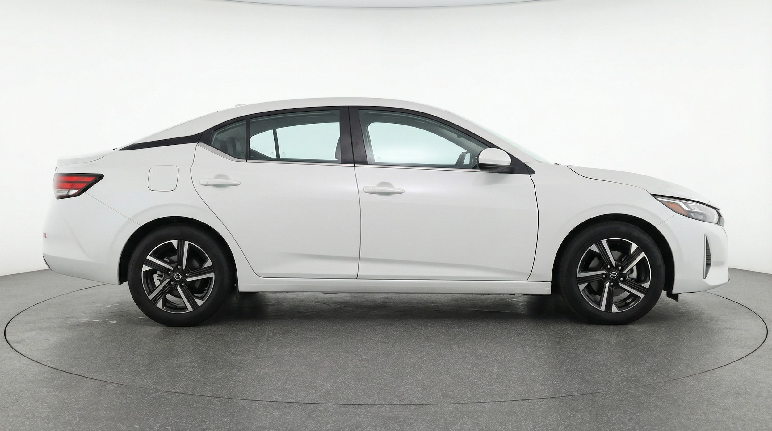 Thumbnail: 2025 Nissan Sentra - 8