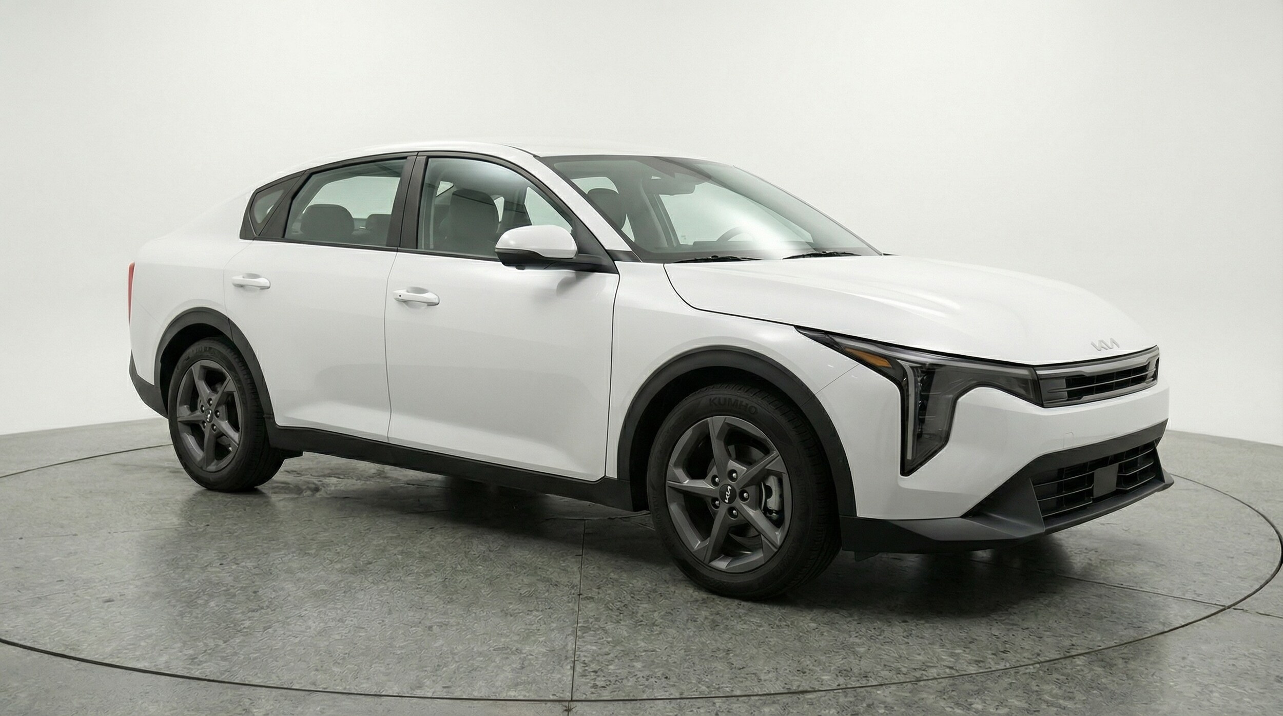 Thumbnail: 2025 Kia K4 - 1