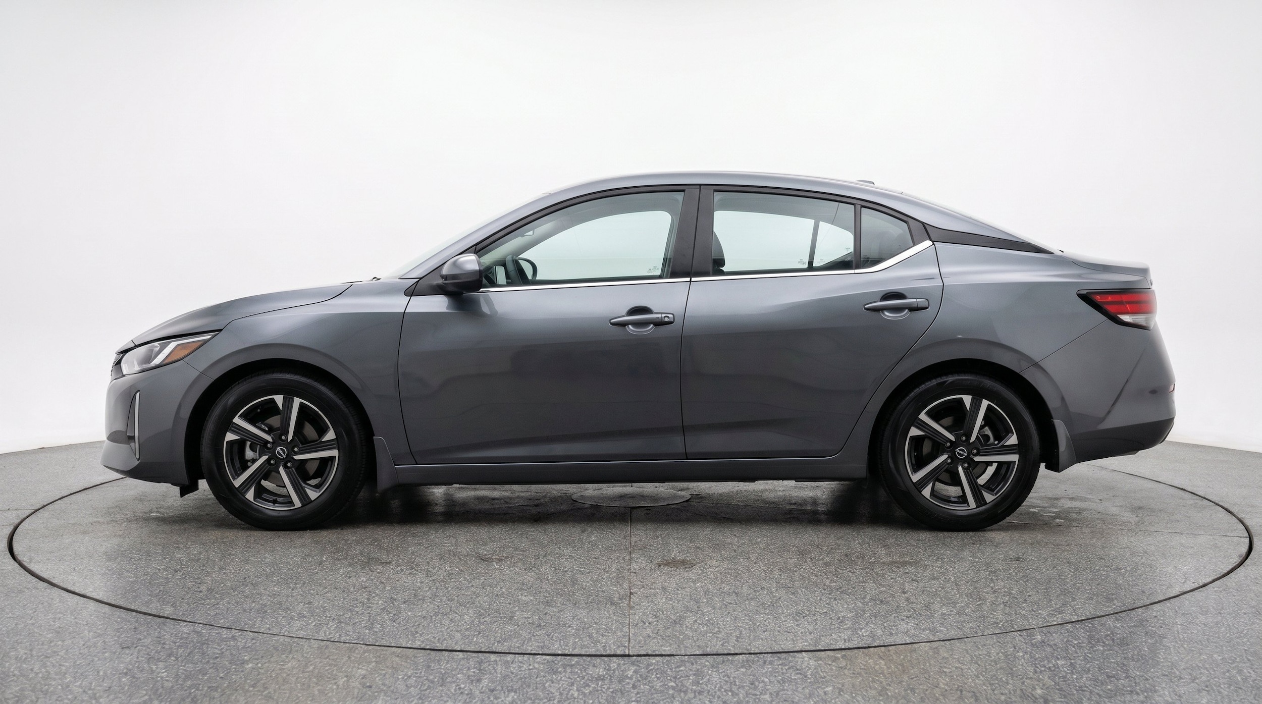 Thumbnail: 2025 Nissan Sentra - 5