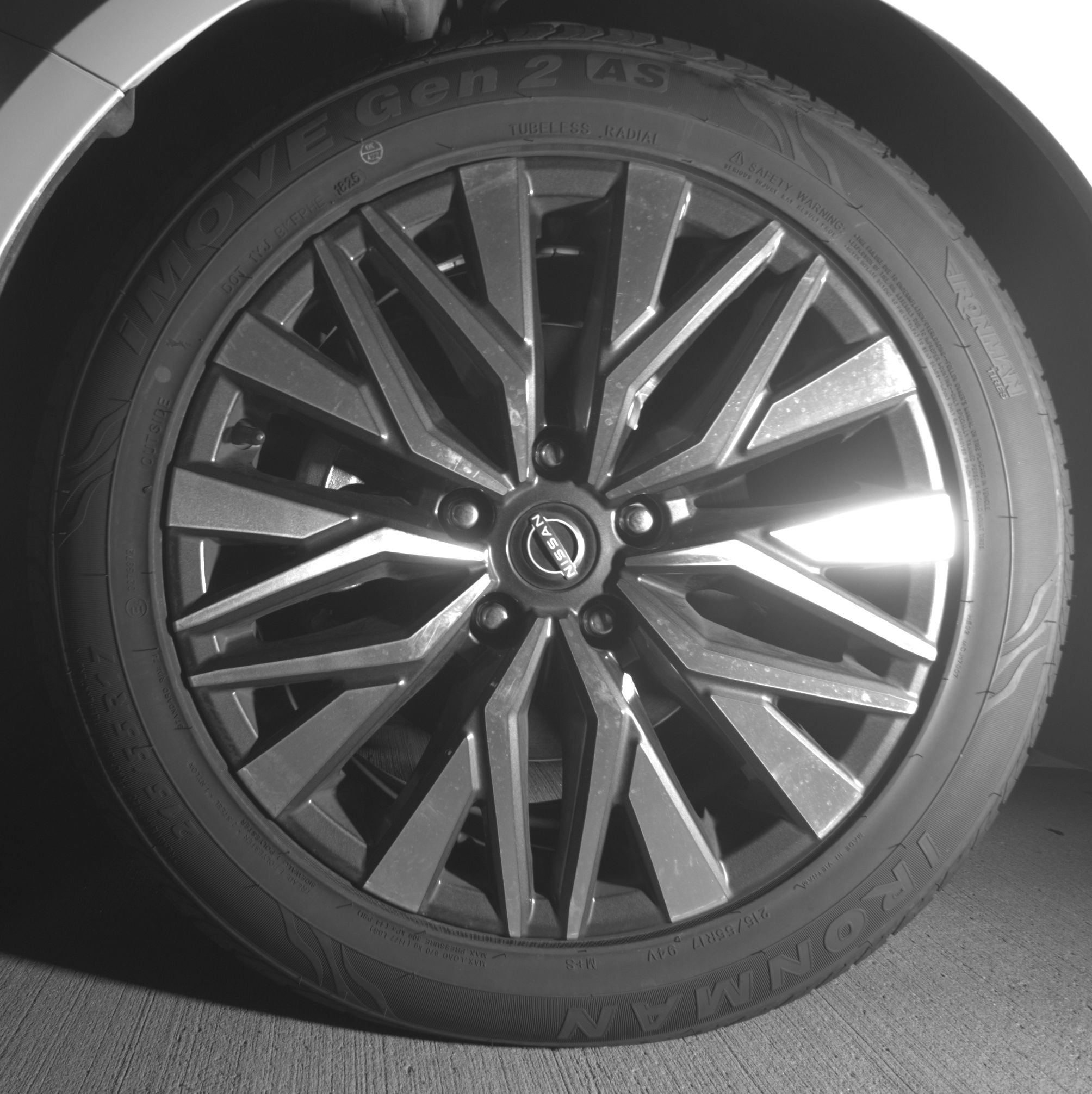 Thumbnail: 2025 Nissan Altima - 9