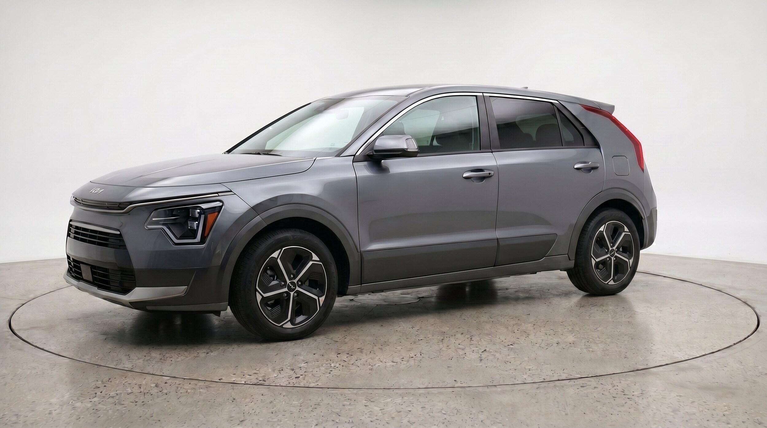 Thumbnail: 2026 Kia Niro - 3