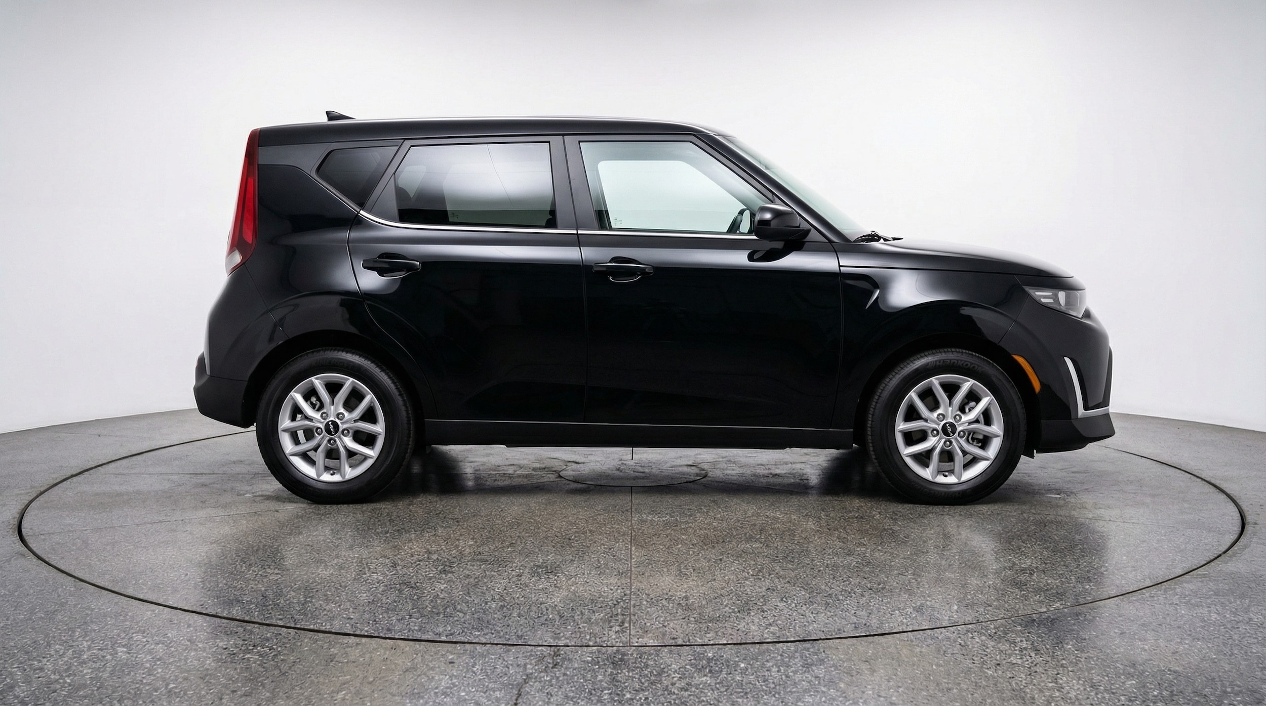 Thumbnail: 2025 Kia Soul - 8