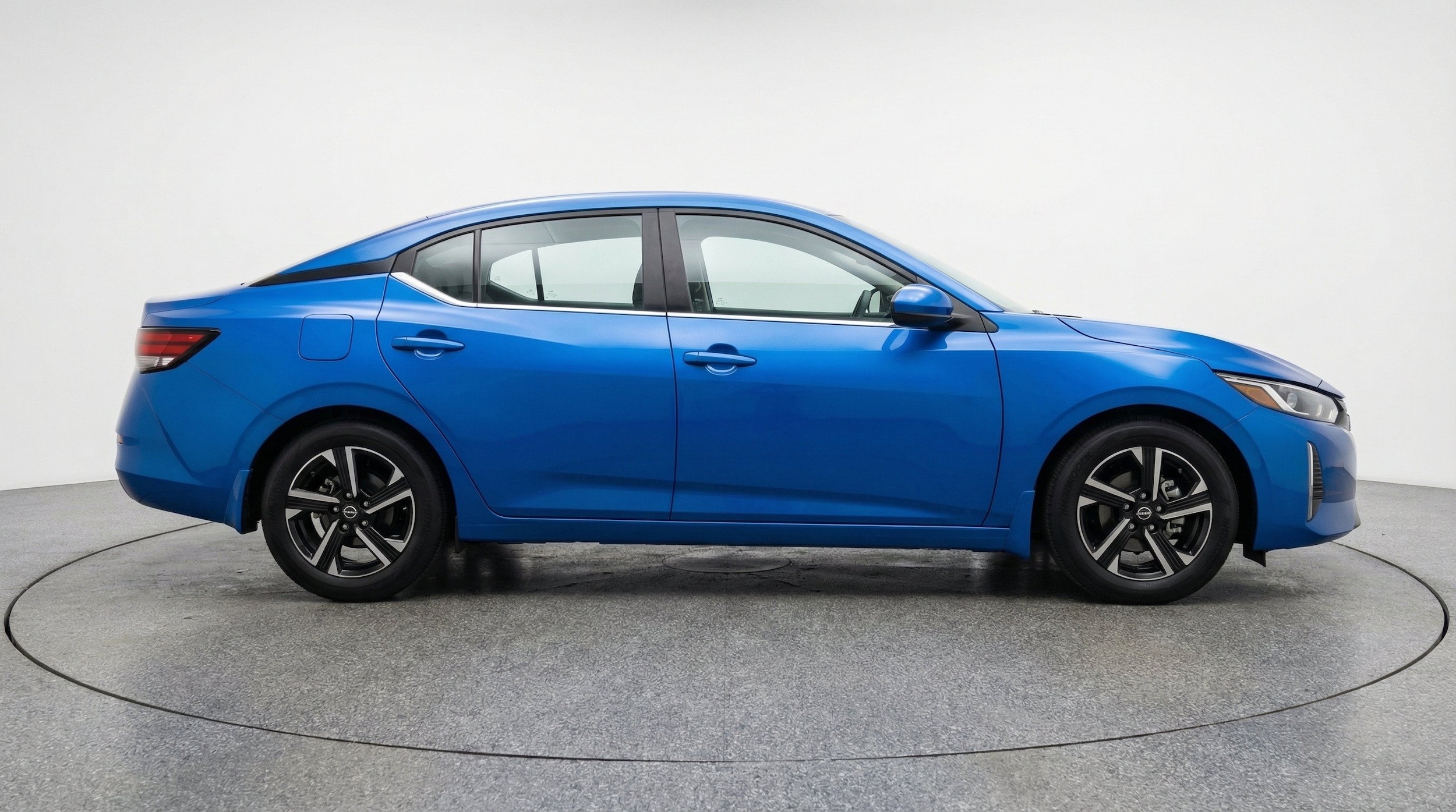 Thumbnail: 2025 Nissan Sentra - 11