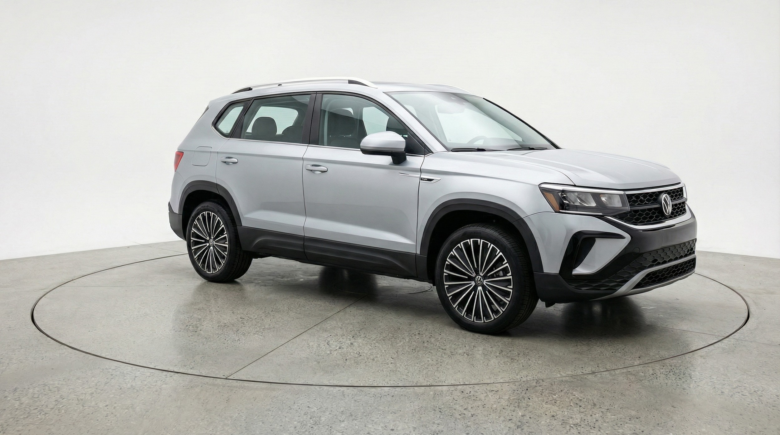 Thumbnail: 2025 Volkswagen Taos - 1