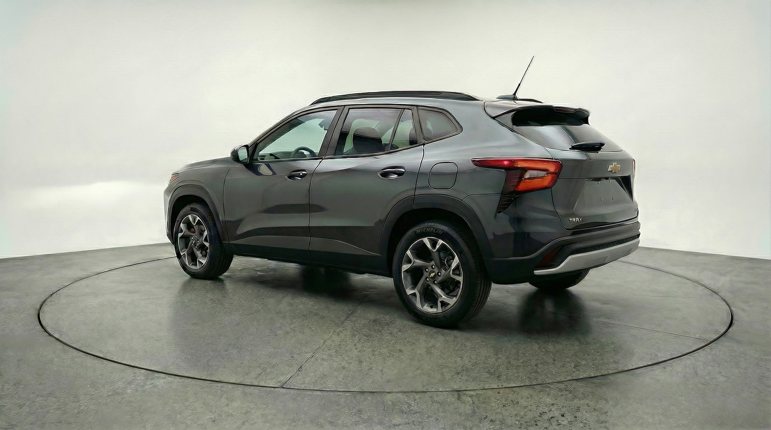 Thumbnail: 2025 Chevrolet Trax - 5