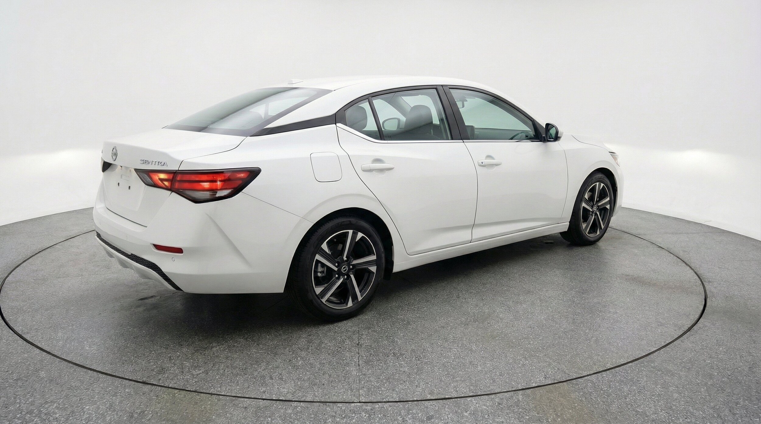 Thumbnail: 2025 Nissan Sentra - 9