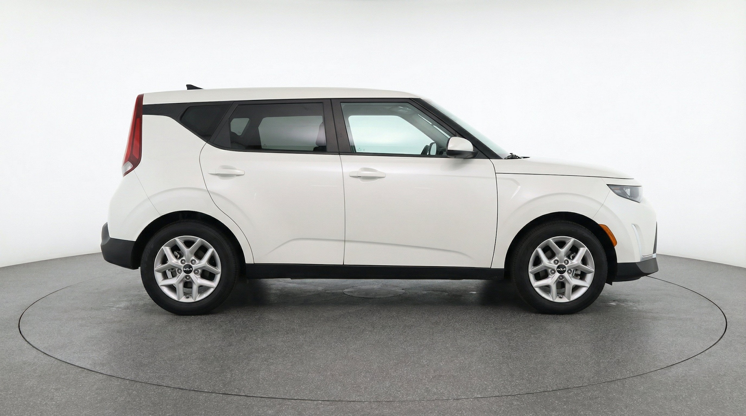 Thumbnail: 2025 Kia Soul - 11