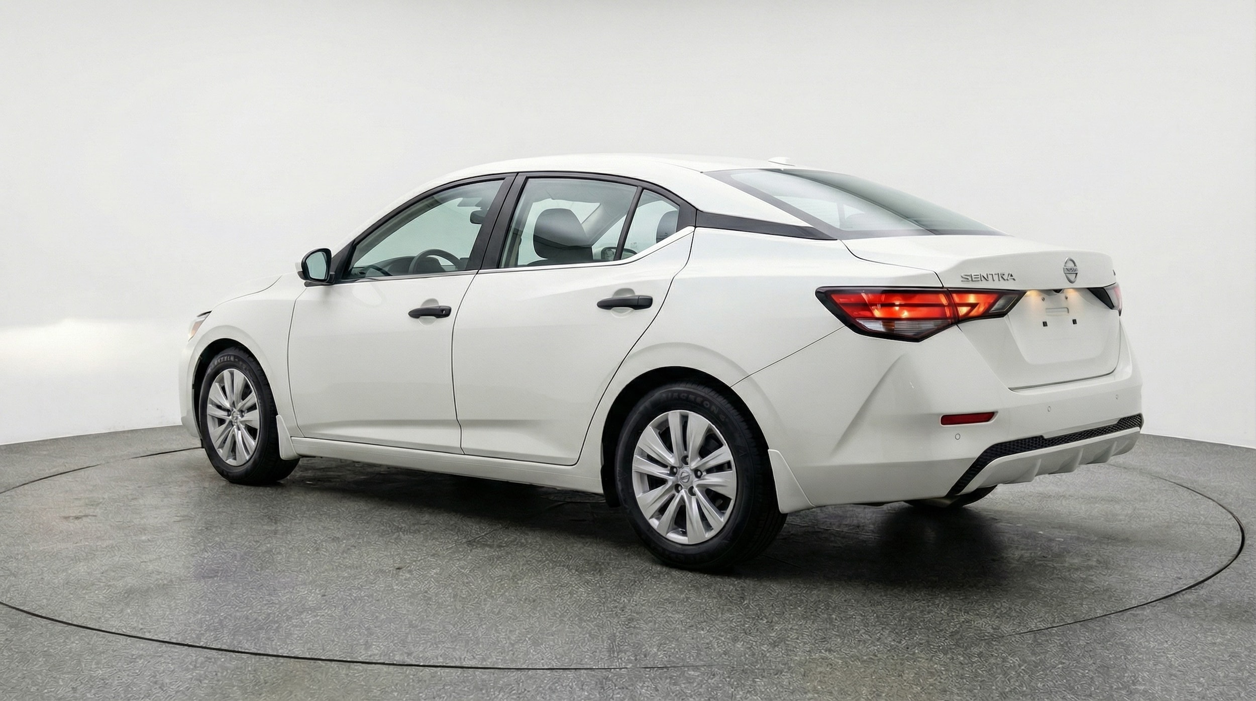 Thumbnail: 2025 Nissan Sentra - 5