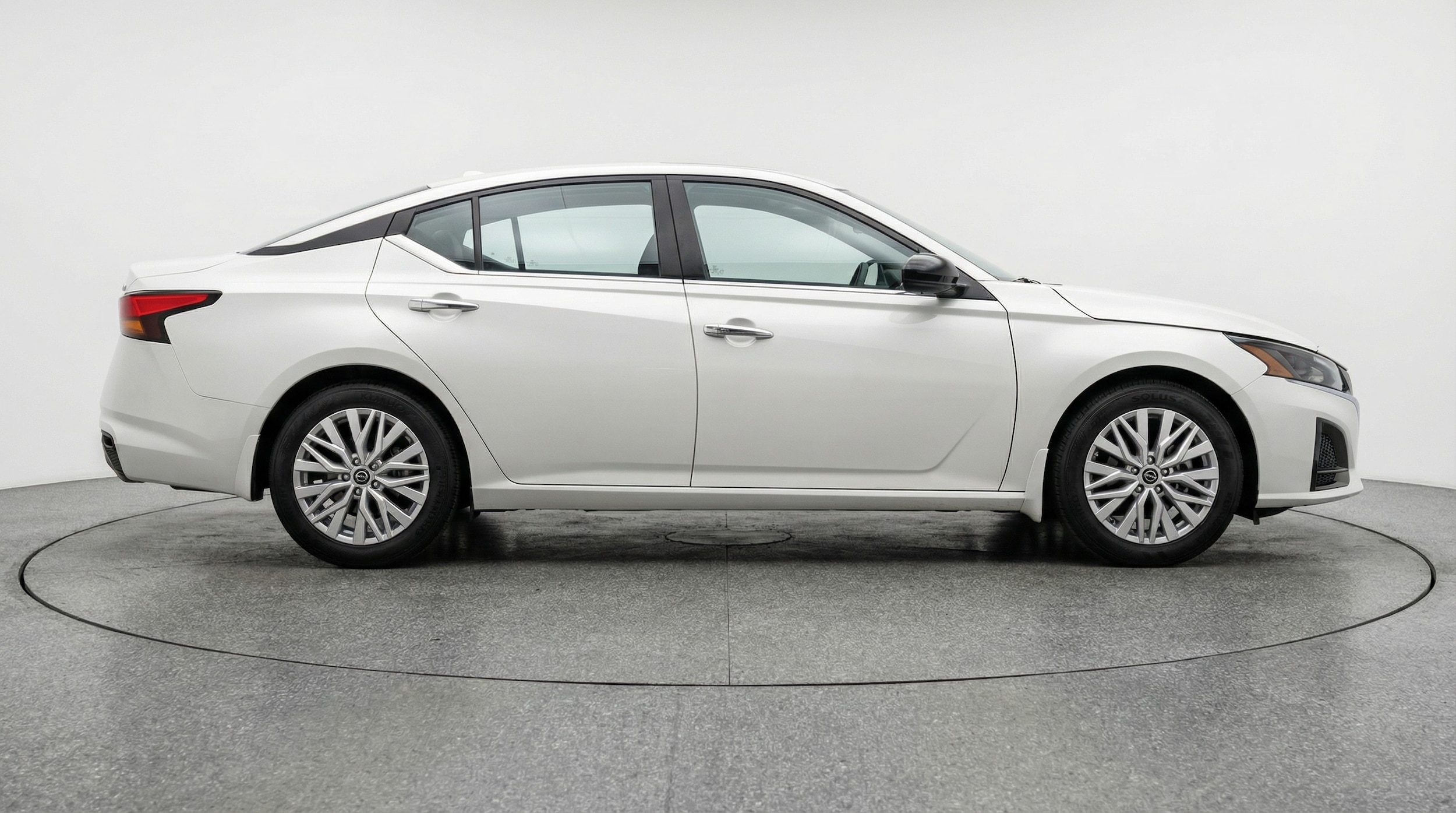 Thumbnail: 2025 Nissan Altima - 8