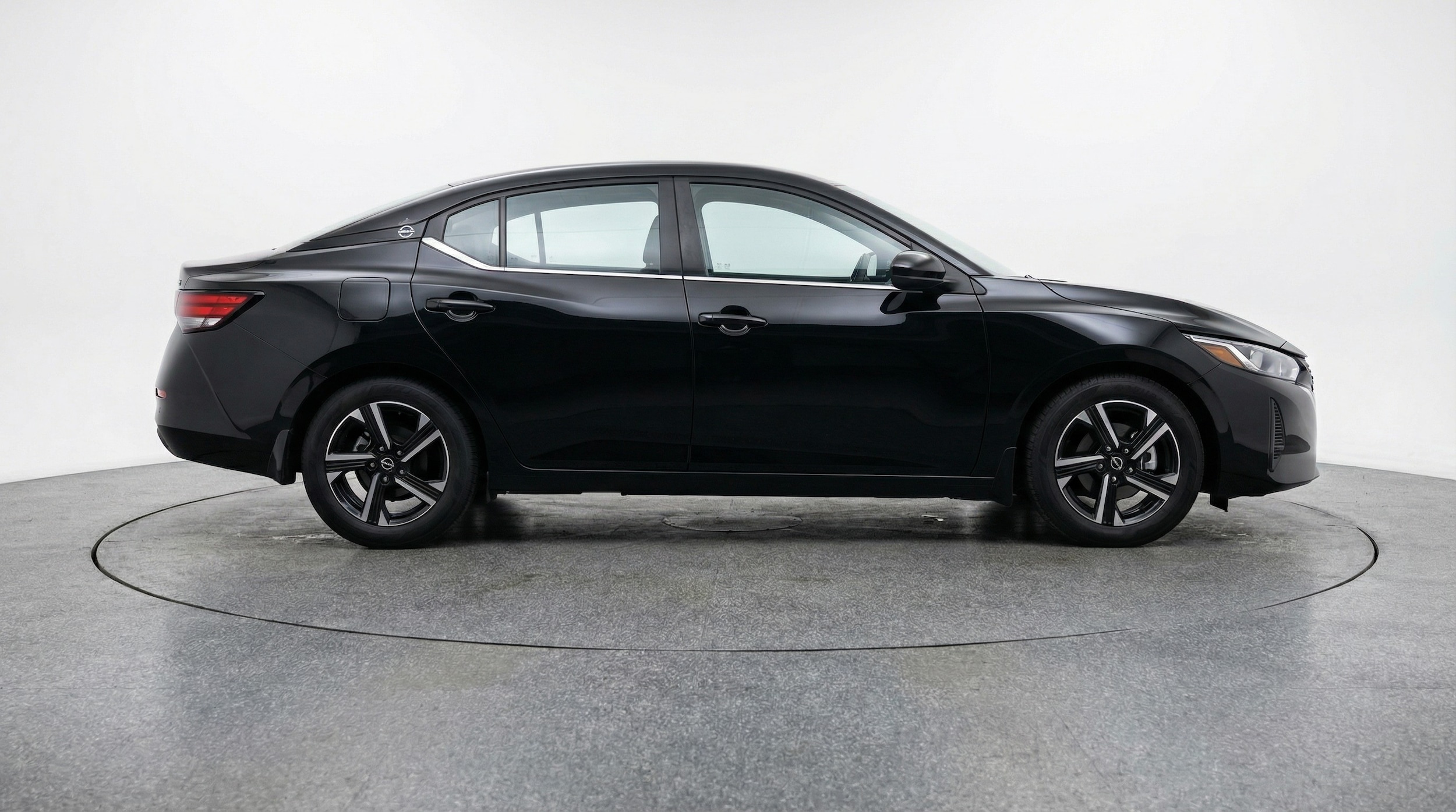 Thumbnail: 2025 Nissan Sentra - 8