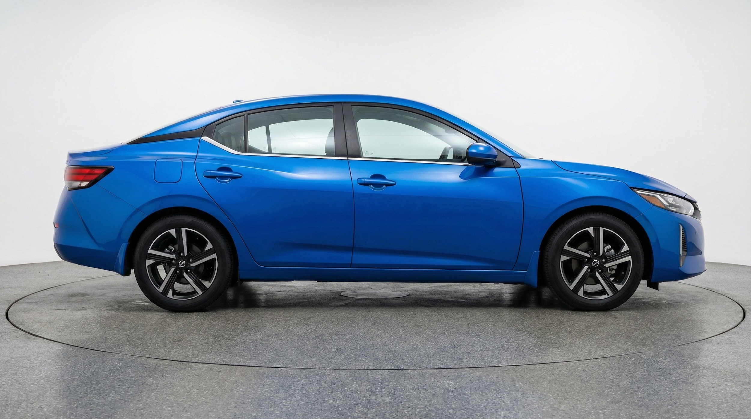 Thumbnail: 2025 Nissan Sentra - 8