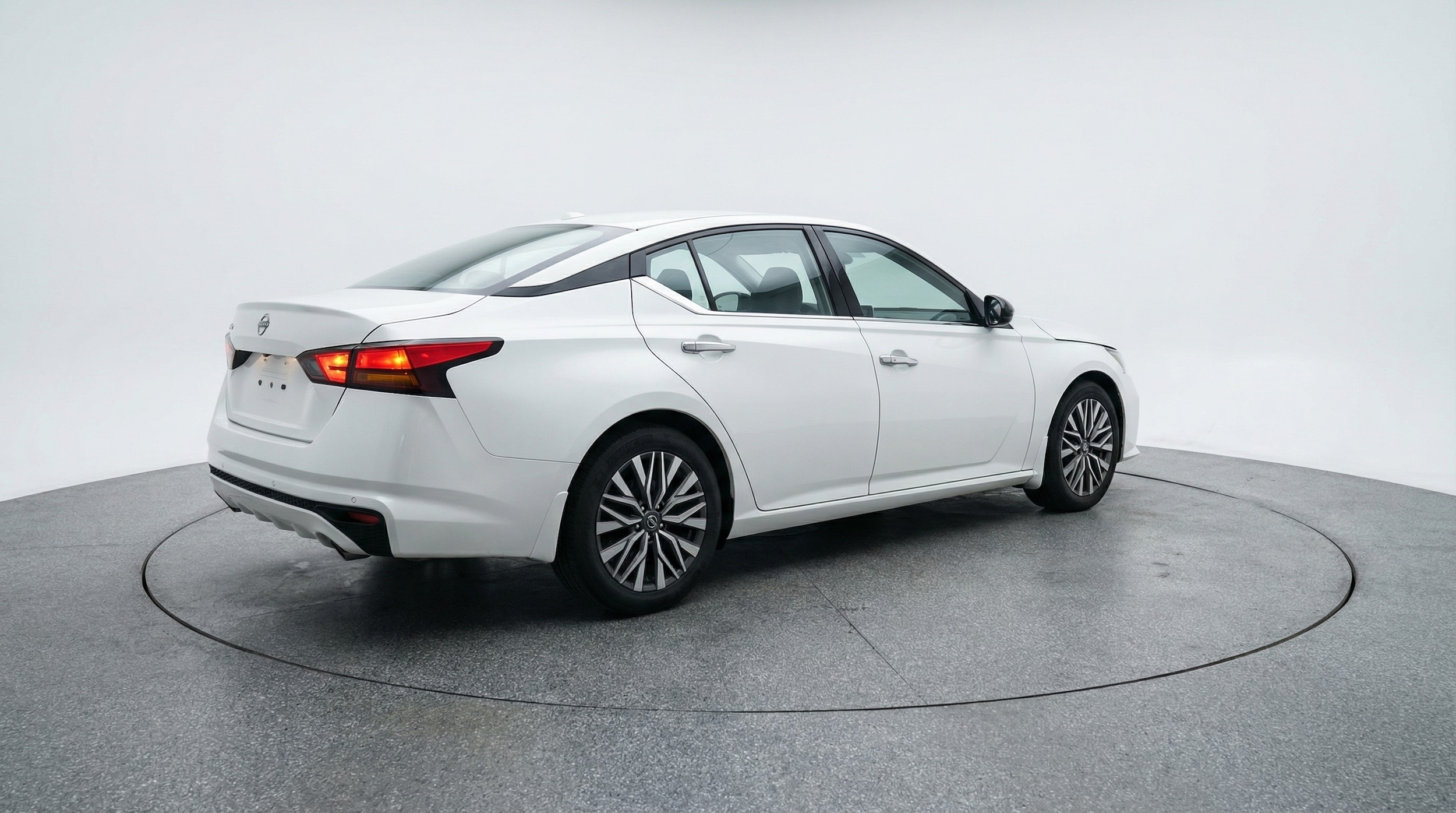 Thumbnail: 2025 Nissan Altima - 7