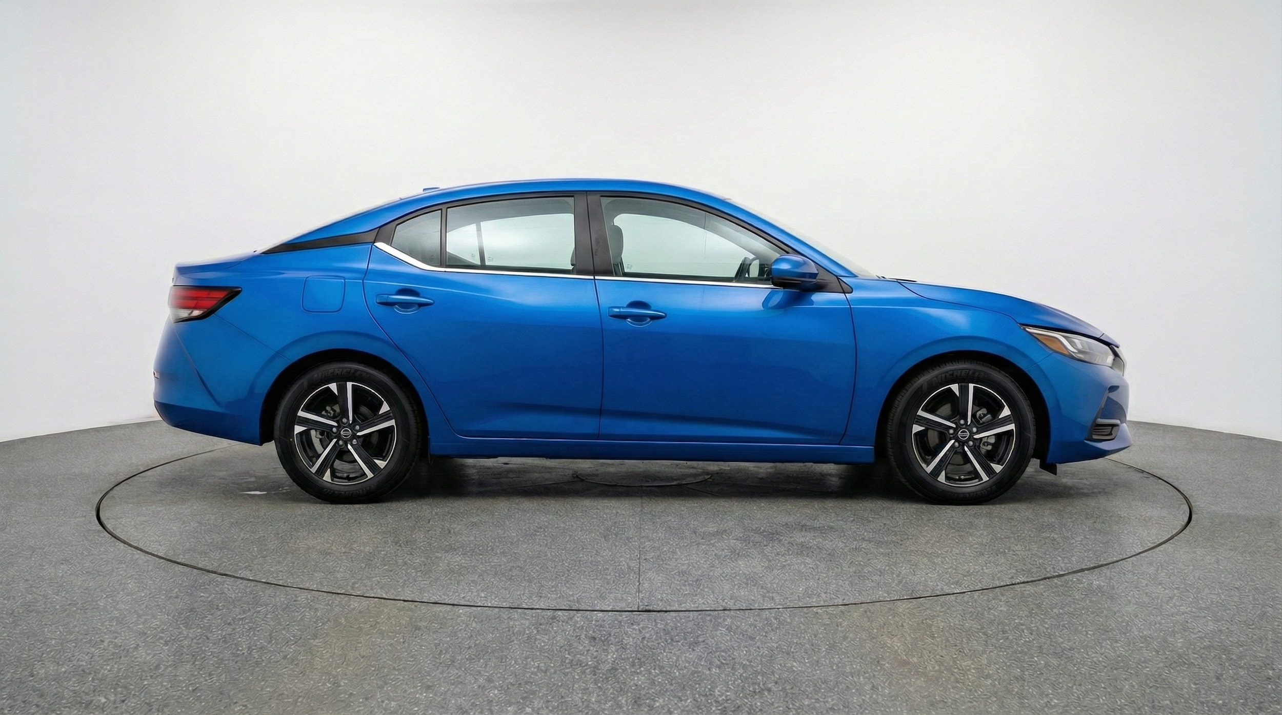 Thumbnail: 2025 Nissan Sentra - 8
