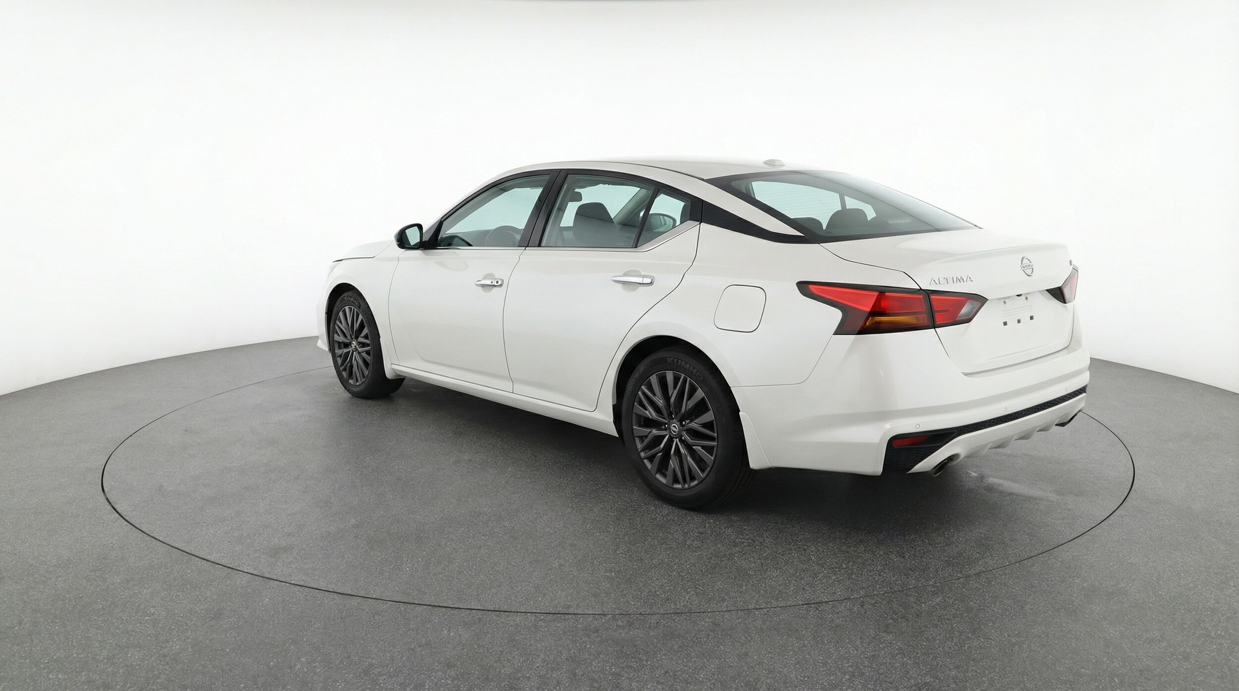 Thumbnail: 2025 Nissan Altima - 5