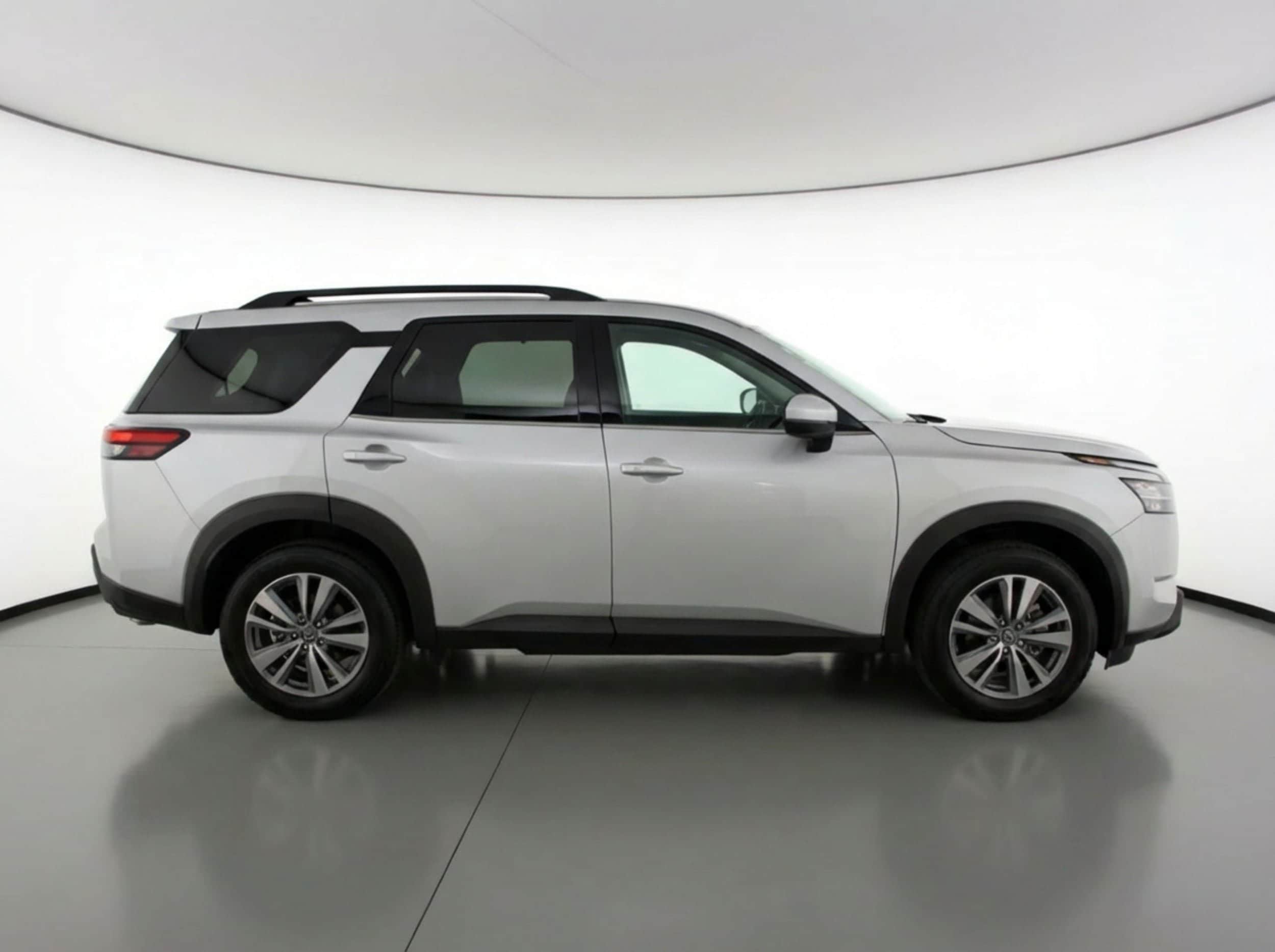 Thumbnail: 2025 Nissan Pathfinder - 8