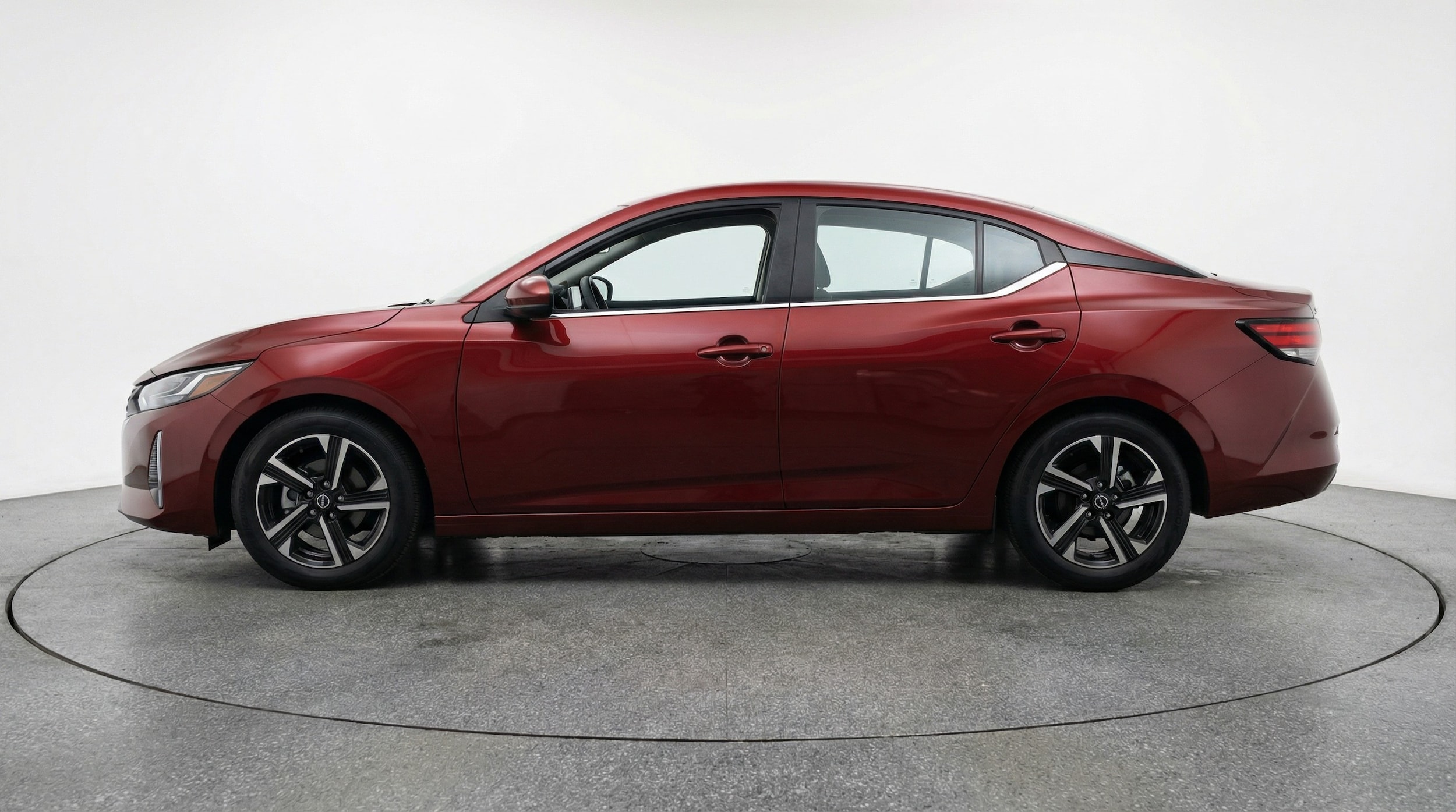 Thumbnail: 2025 Nissan Sentra - 4