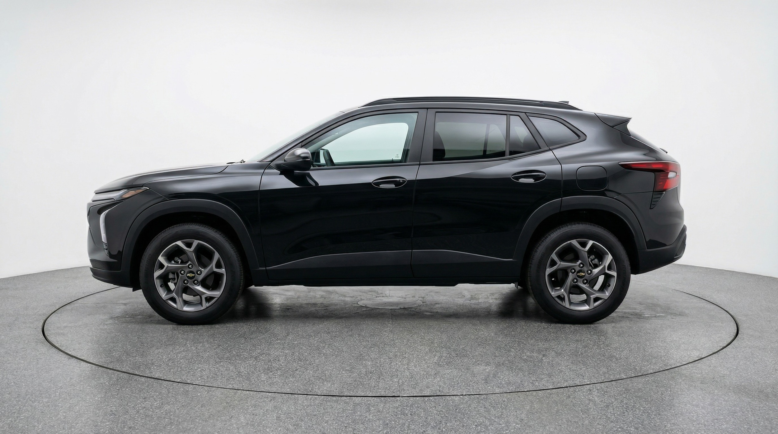 Thumbnail: 2025 Chevrolet Trax - 4