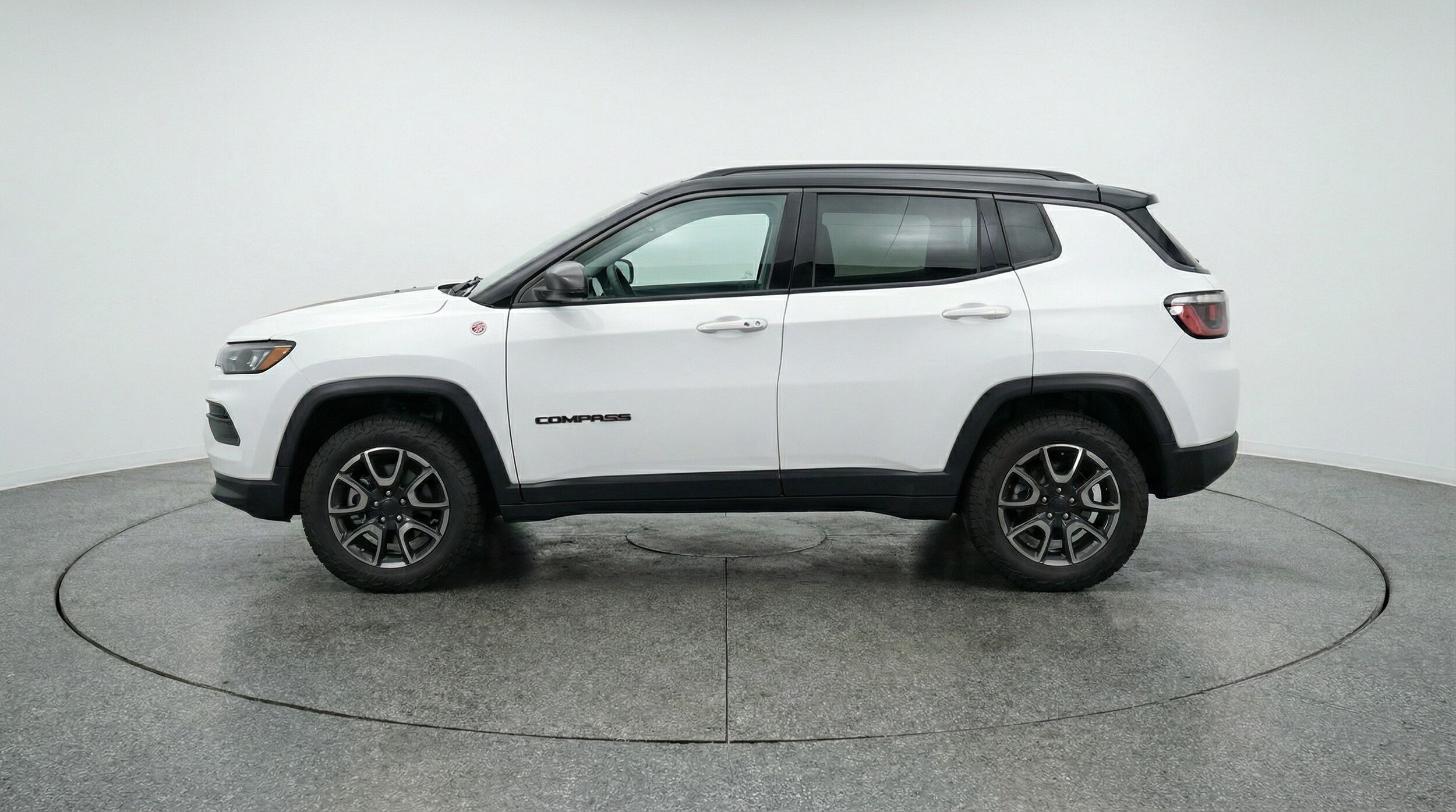 Thumbnail: 2025 Jeep Compass - 4