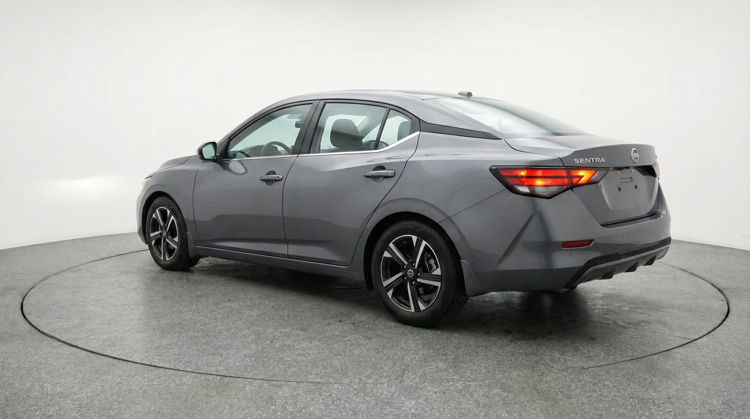 Thumbnail: 2025 Nissan Sentra - 5