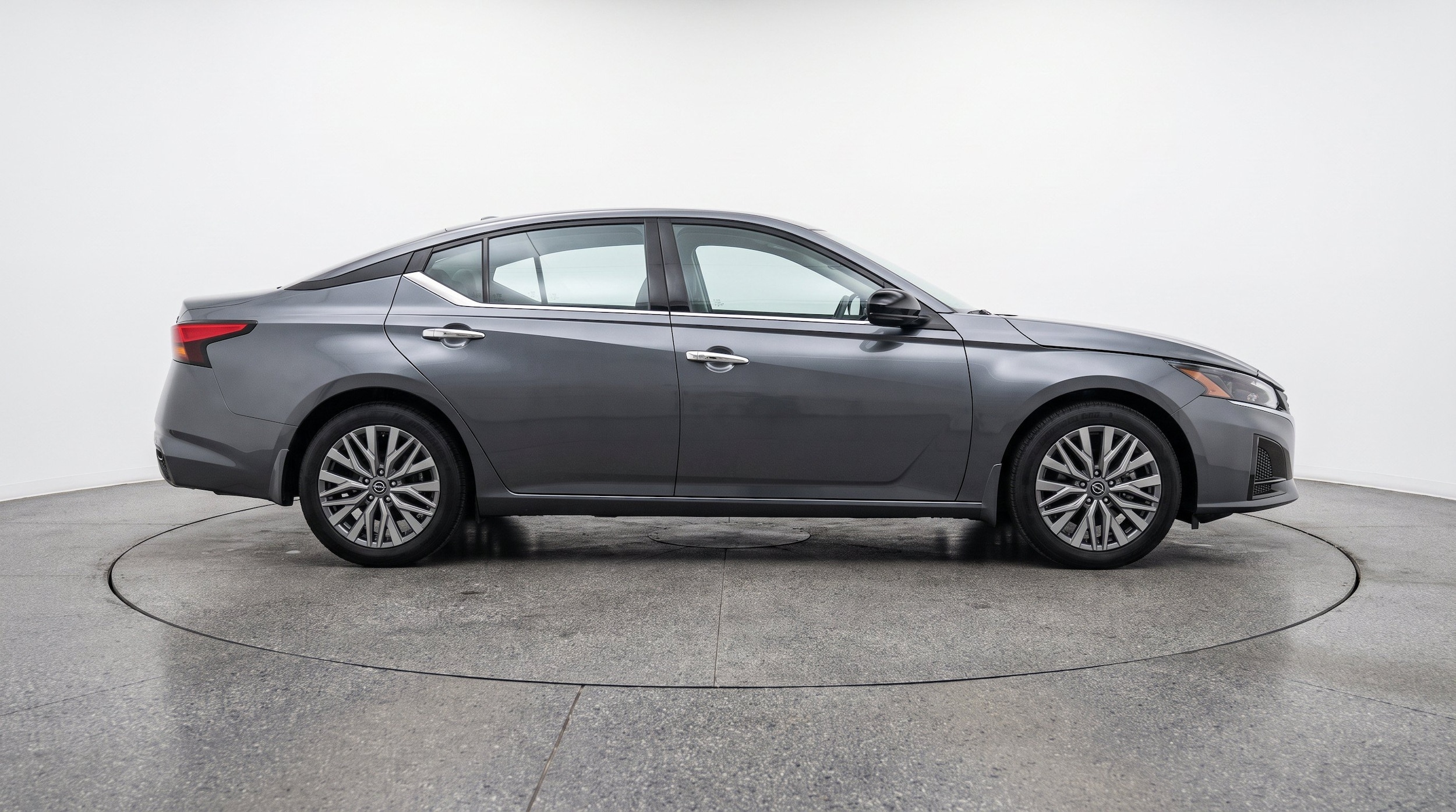 Thumbnail: 2025 Nissan Altima - 11
