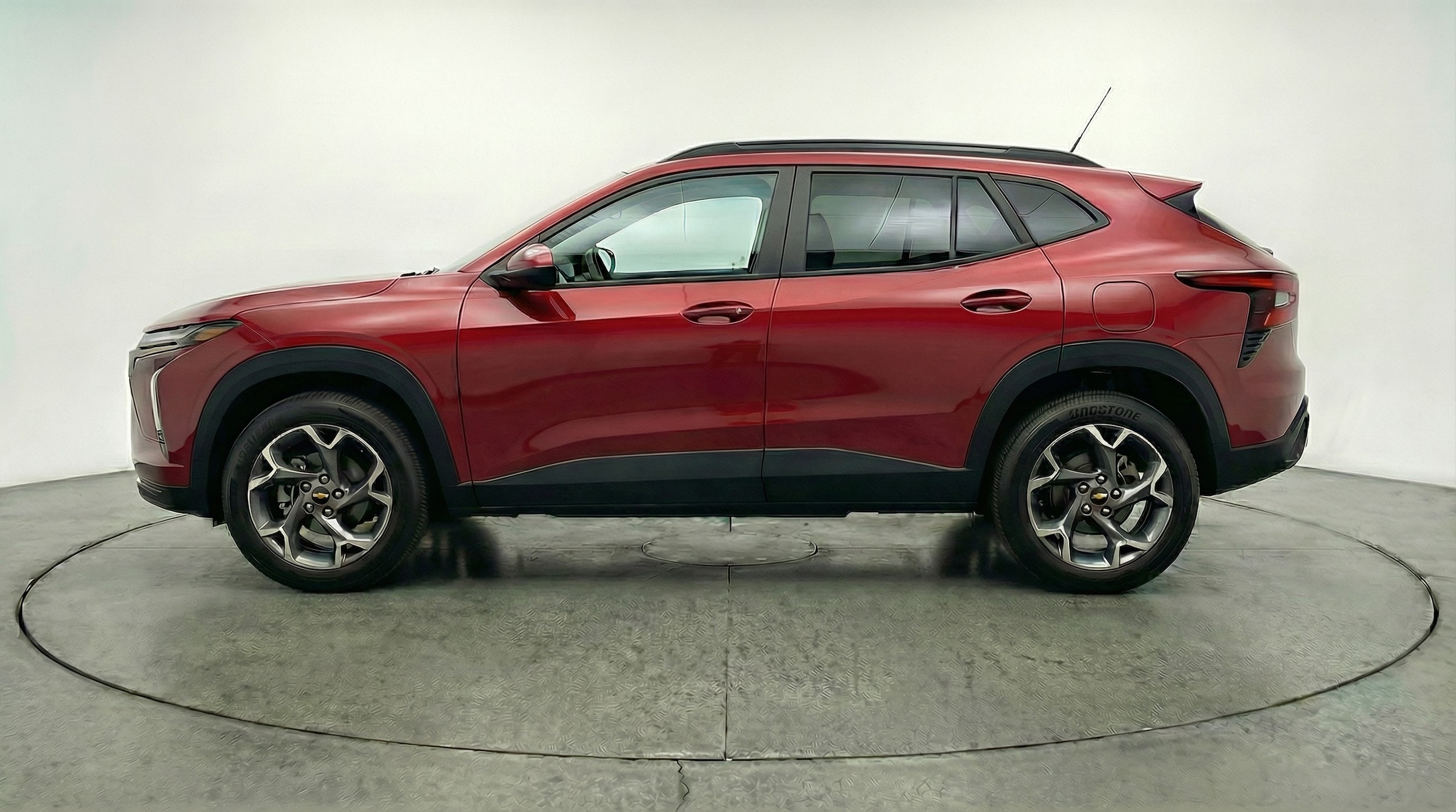 Thumbnail: 2025 Chevrolet Trax - 4