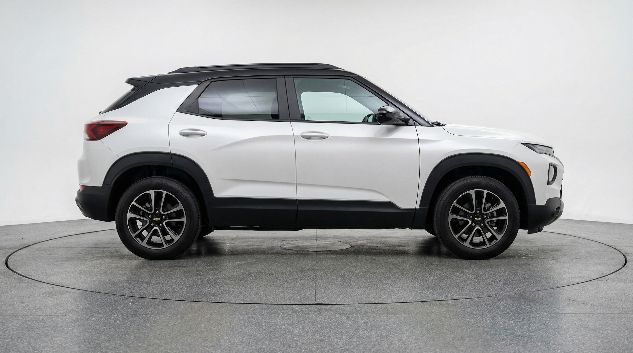 Thumbnail: 2025 Chevrolet TrailBlazer - 8