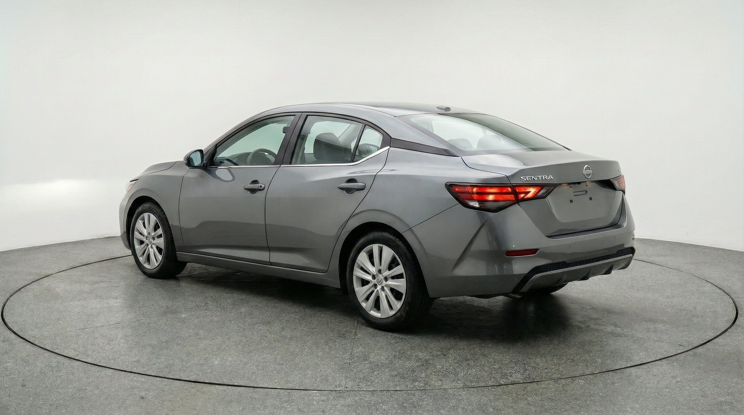 2025 Nissan Sentra S - Photo 6