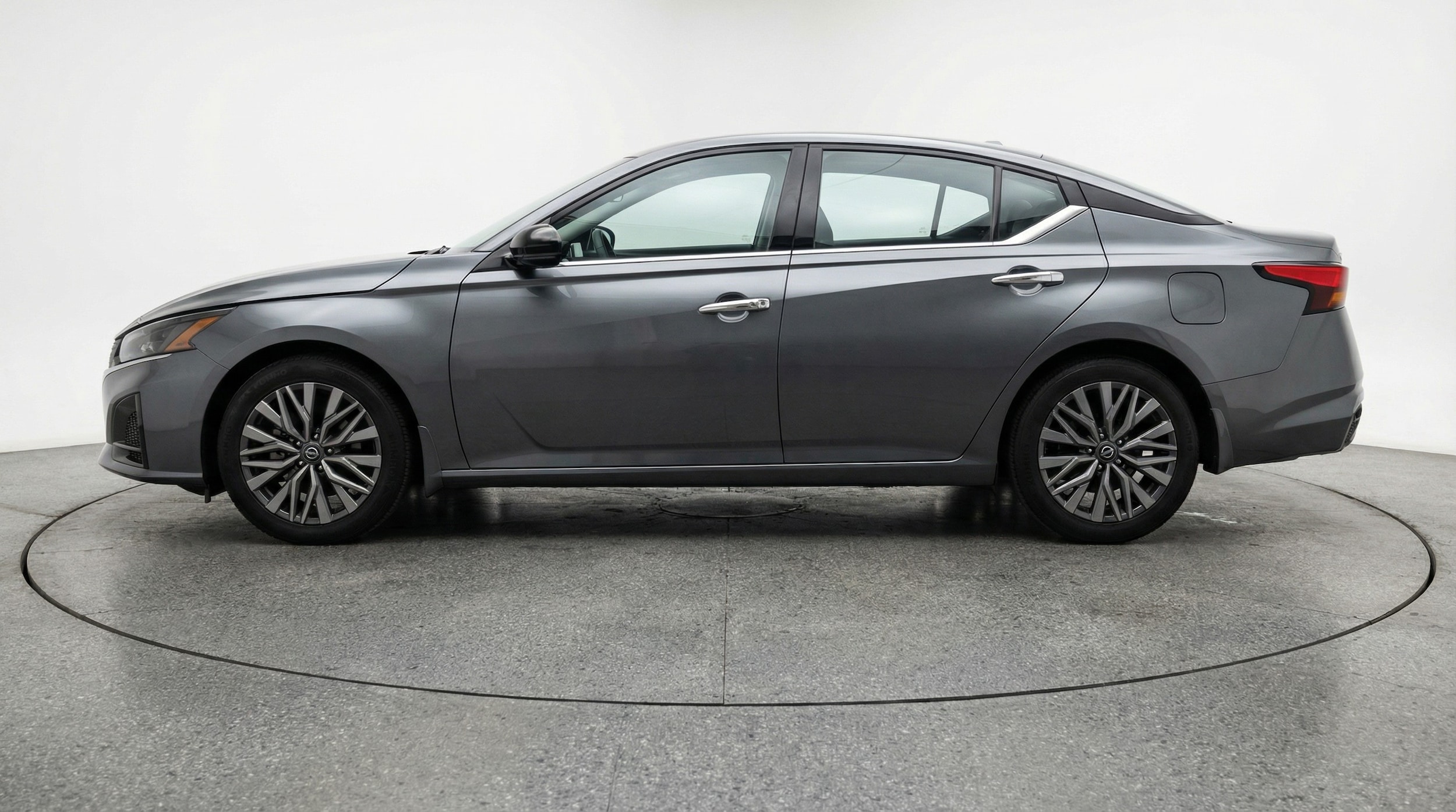 Thumbnail: 2025 Nissan Altima - 4