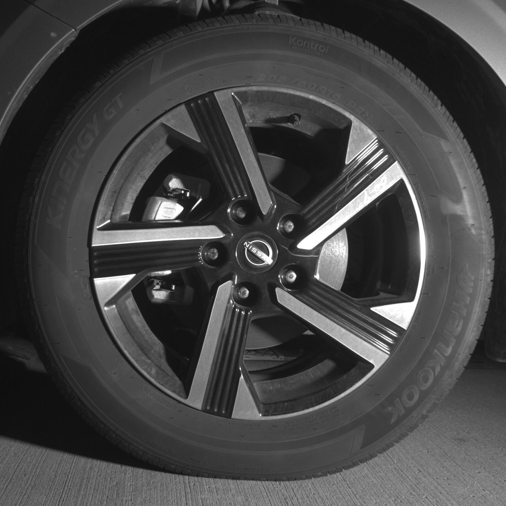 Thumbnail: 2025 Nissan Sentra - 9