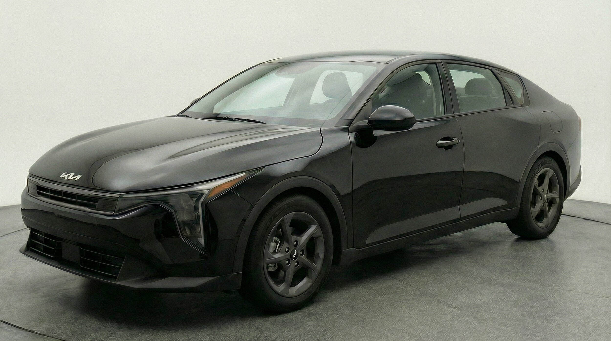 Thumbnail: 2025 Kia K4 - 3