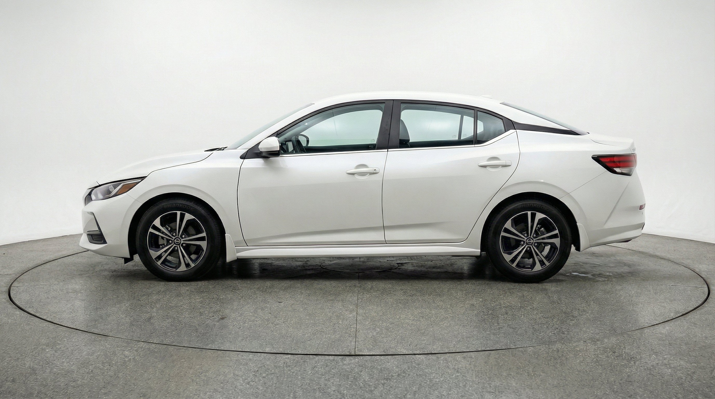 Thumbnail: 2025 Nissan Sentra - 5