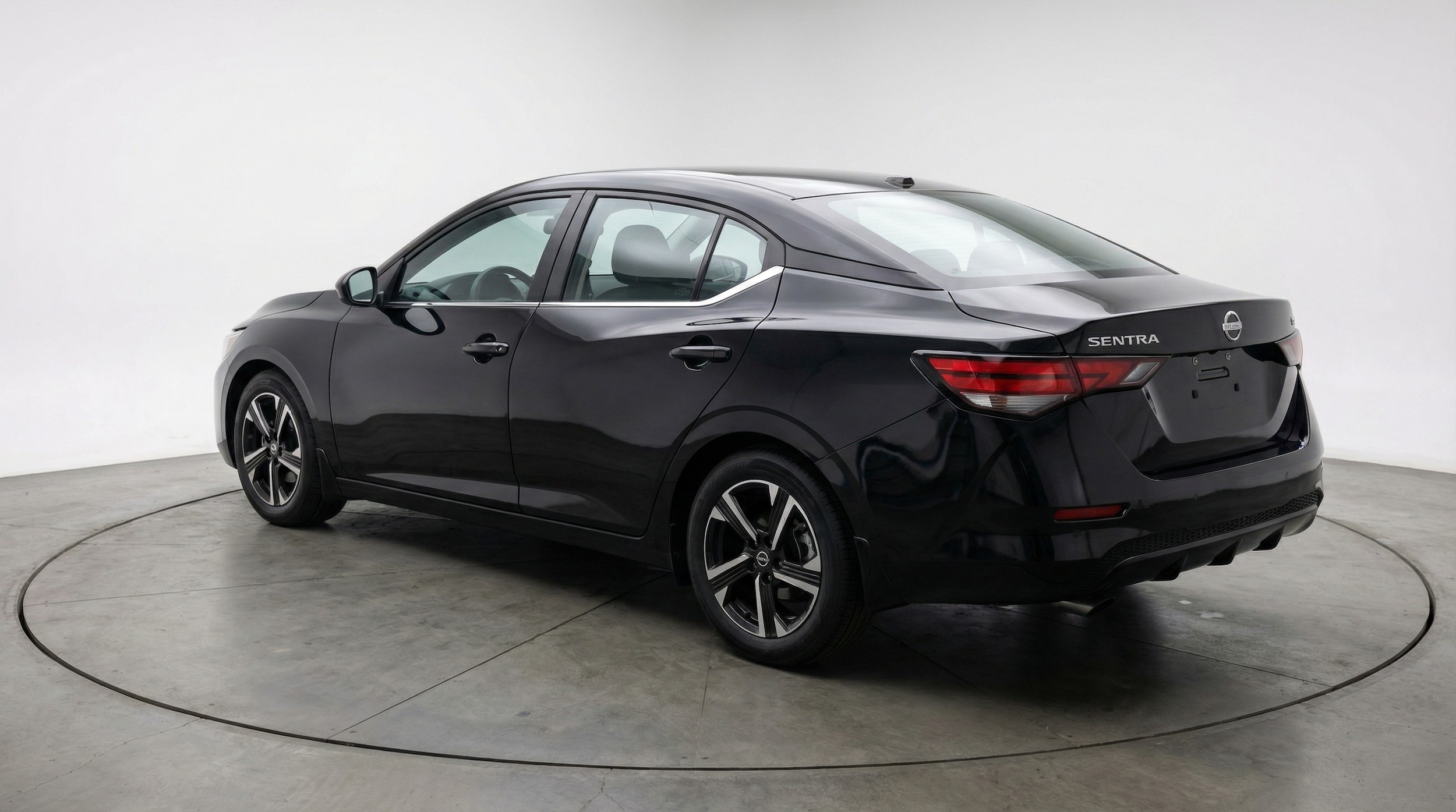 Thumbnail: 2025 Nissan Sentra - 5