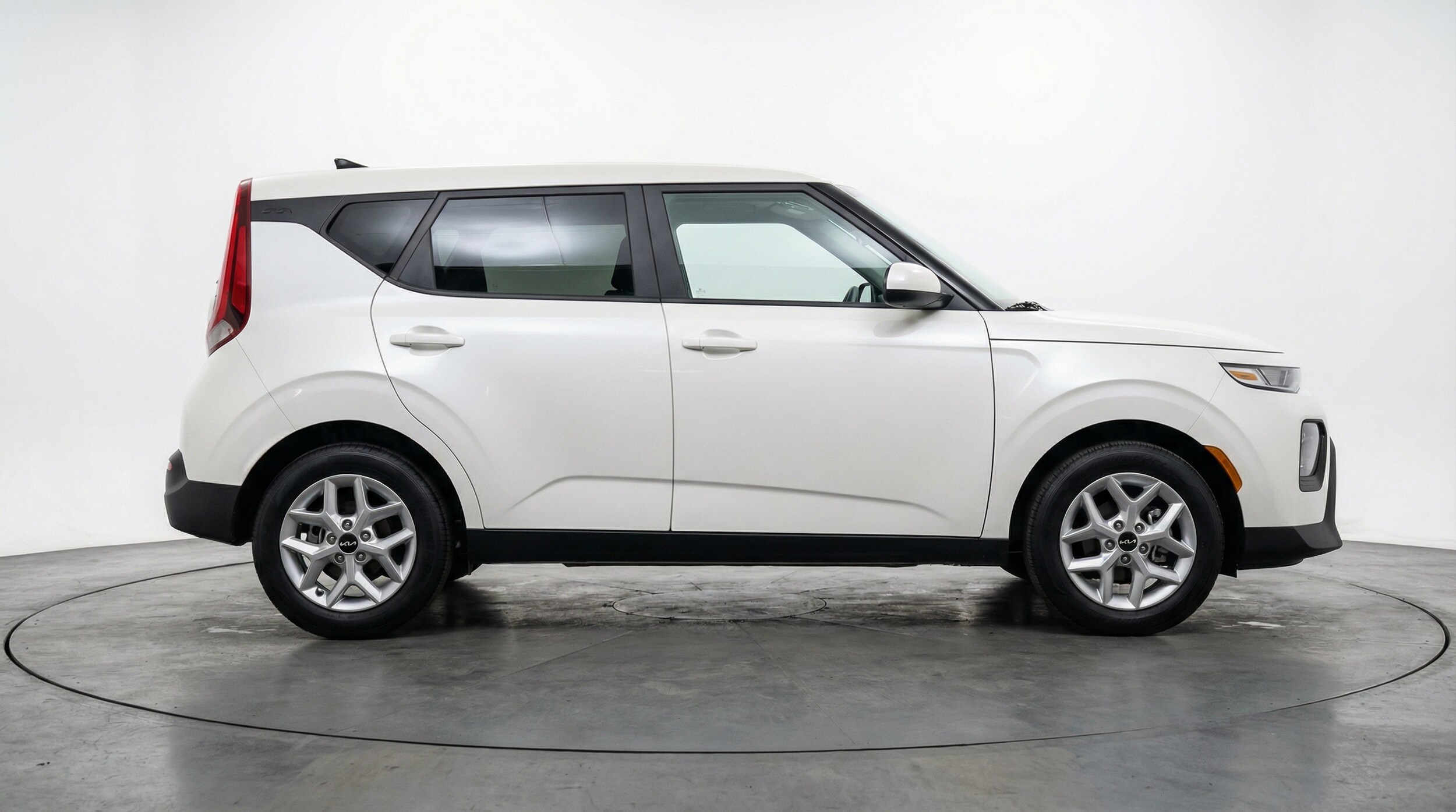 Thumbnail: 2025 Kia Soul - 8