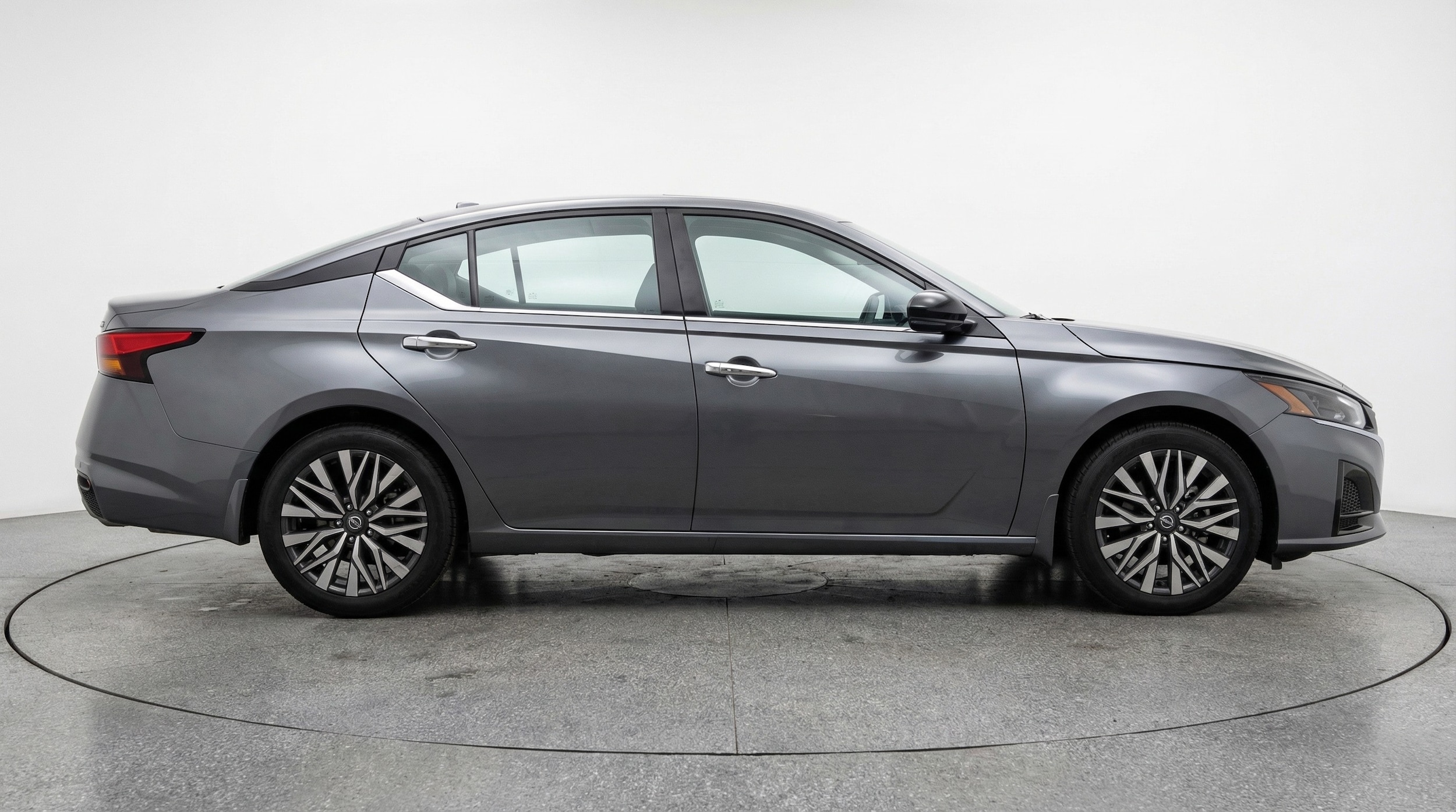 Thumbnail: 2025 Nissan Altima - 8