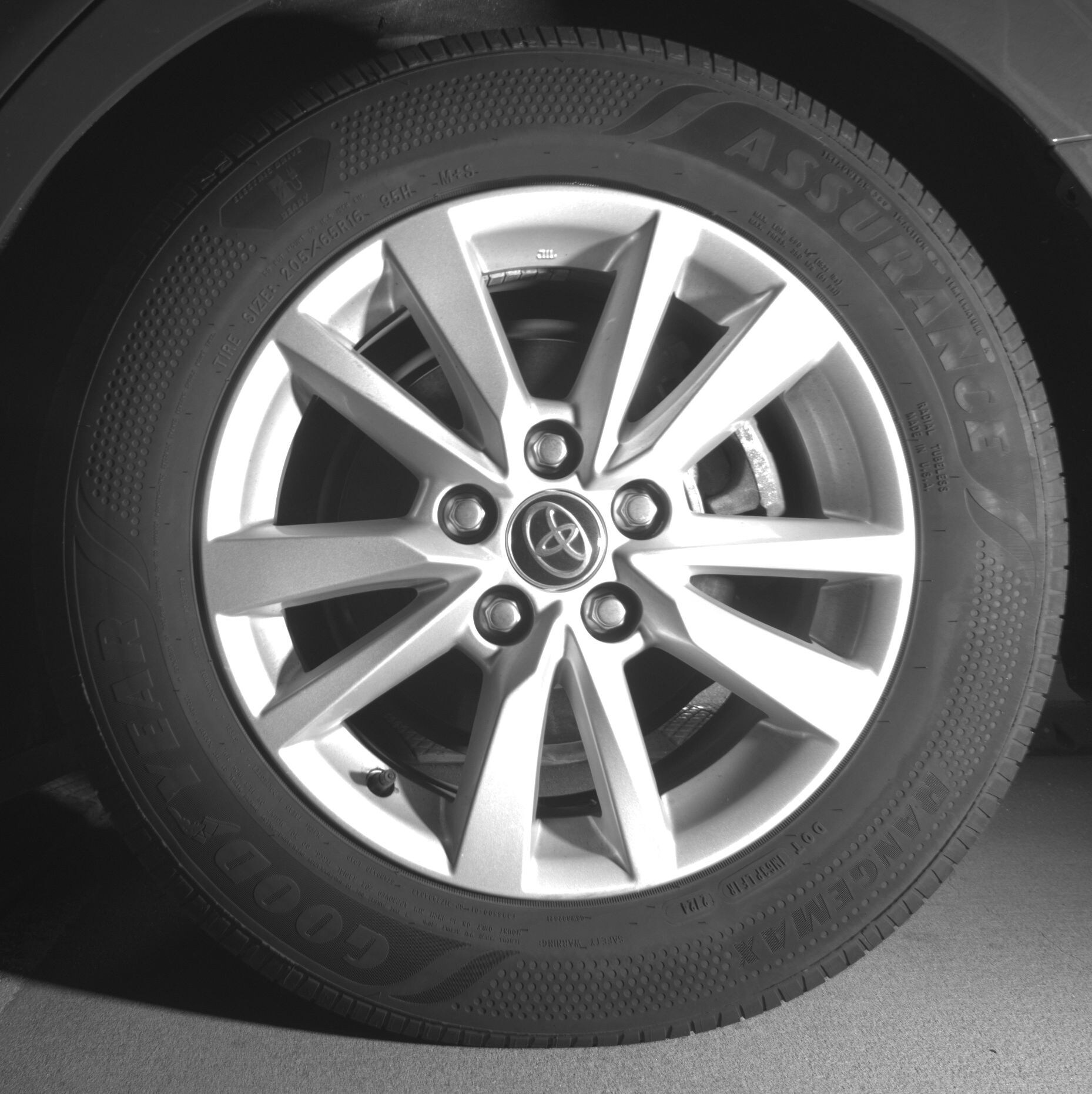 Thumbnail: 2025 Toyota Camry - 11