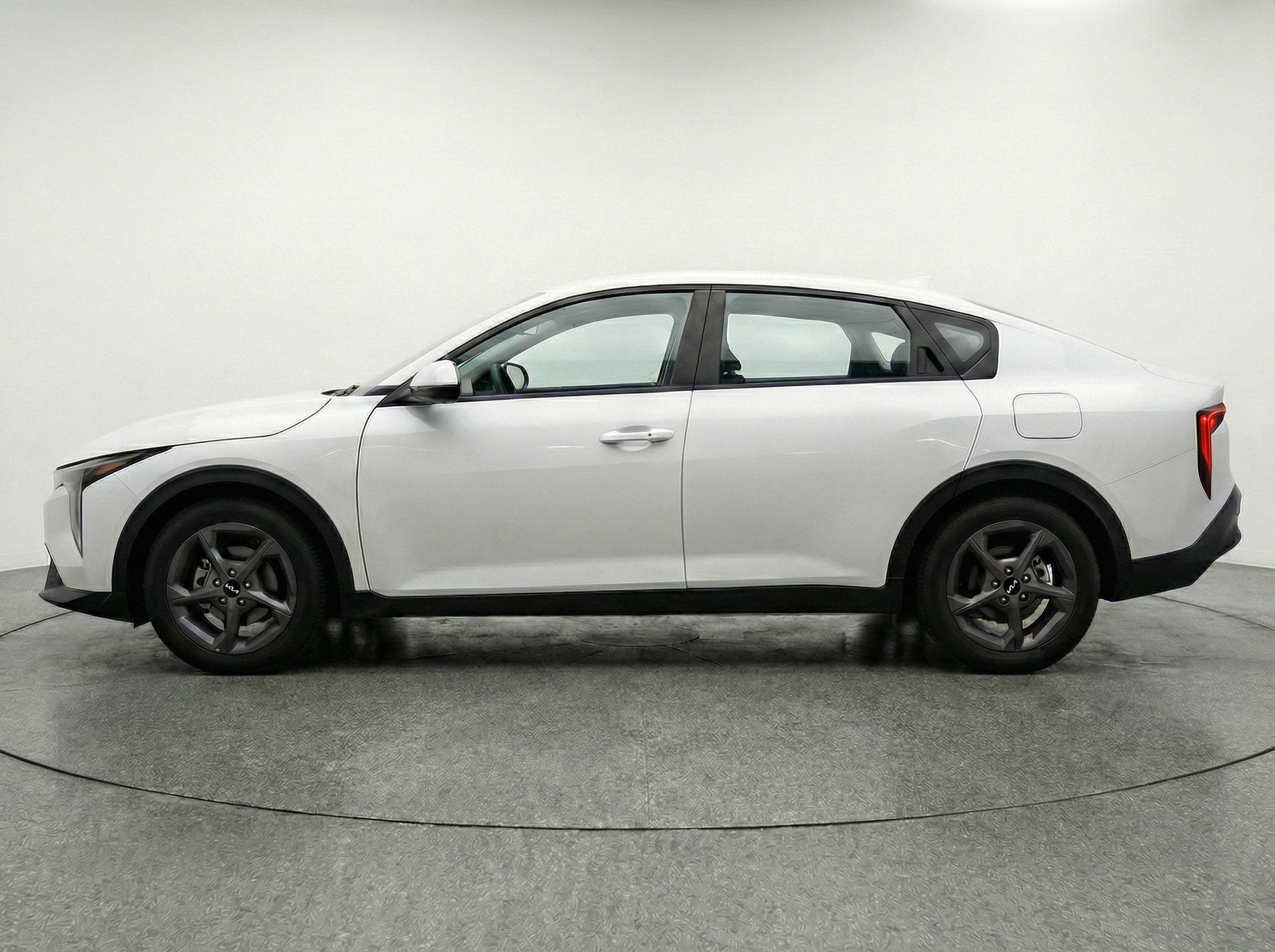 Thumbnail: 2025 Kia K4 - 4