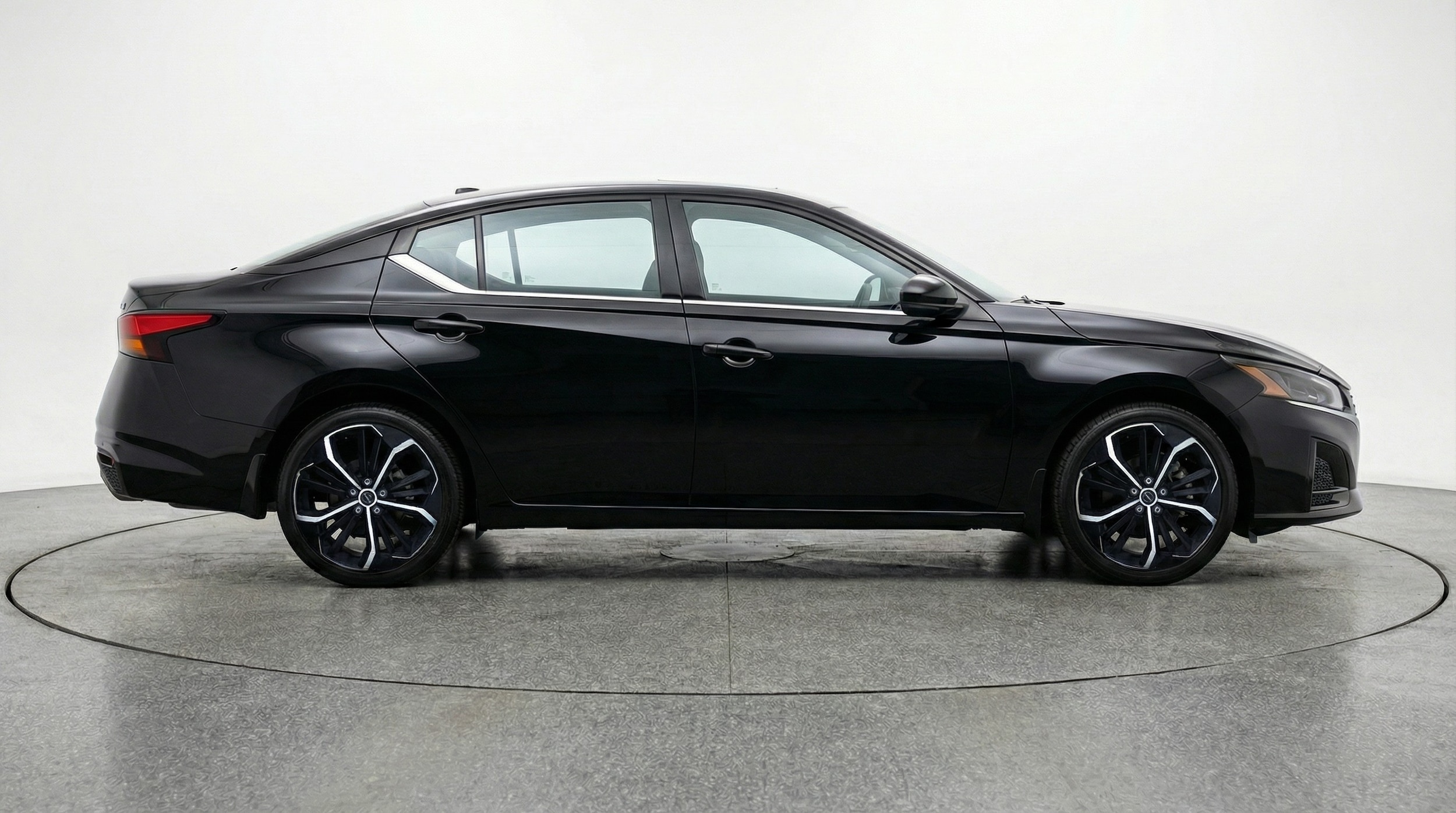 Thumbnail: 2025 Nissan Altima - 8