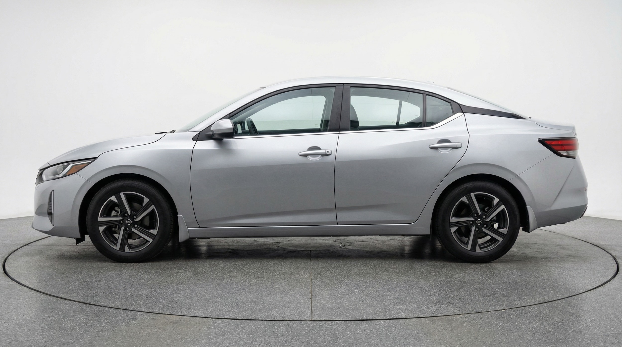 Thumbnail: 2025 Nissan Sentra - 4