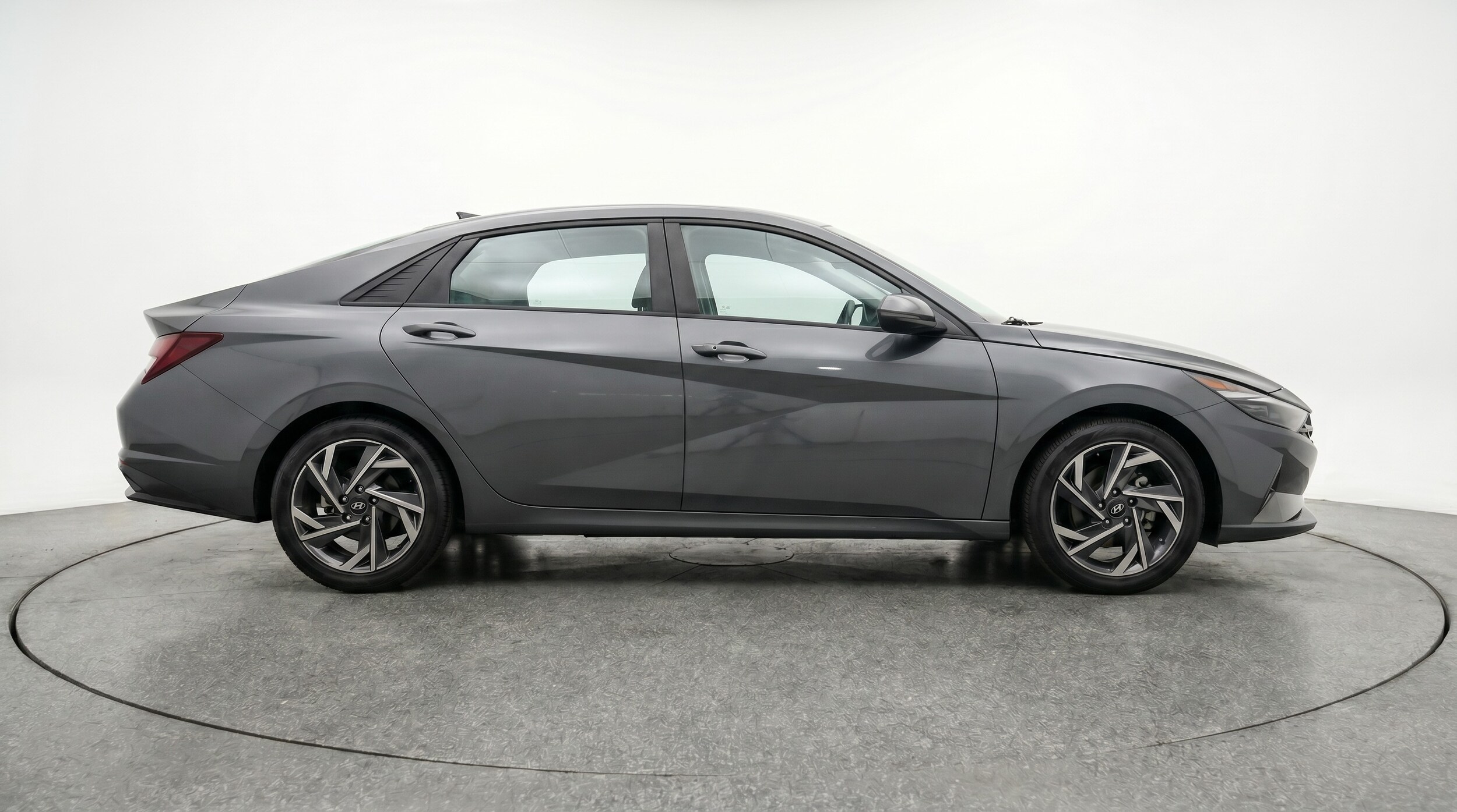 Thumbnail: 2025 Hyundai Elantra - 8