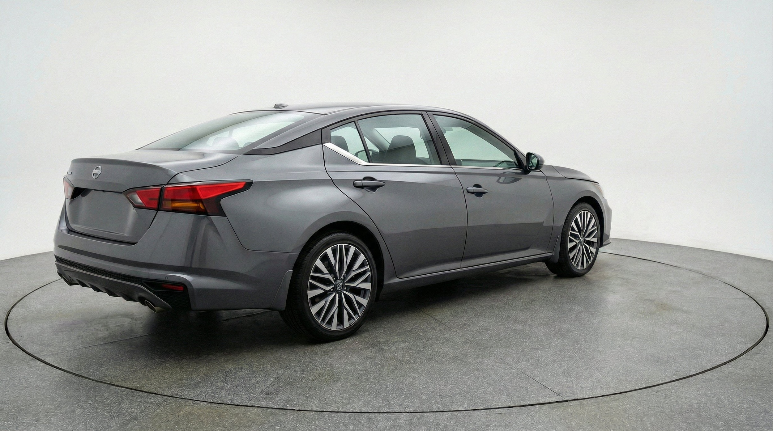 Thumbnail: 2025 Nissan Altima - 9